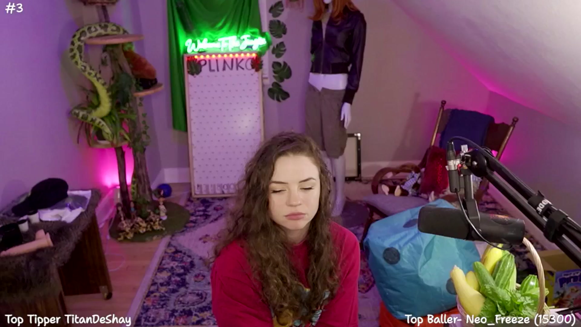 Gallery image thumbnail from SophiesJungle's myfreecams stream on, 07/25/2024, 11:05 image 5 of 20