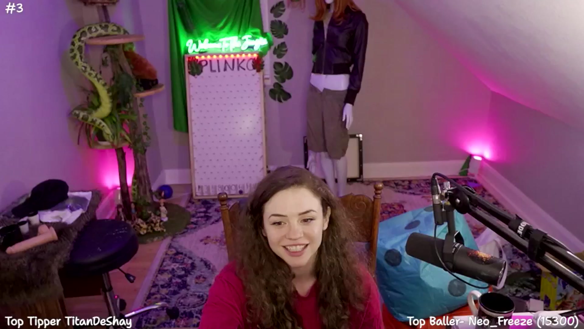 Gallery image thumbnail from SophiesJungle's myfreecams stream on, 07/25/2024, 11:05 image 15 of 20