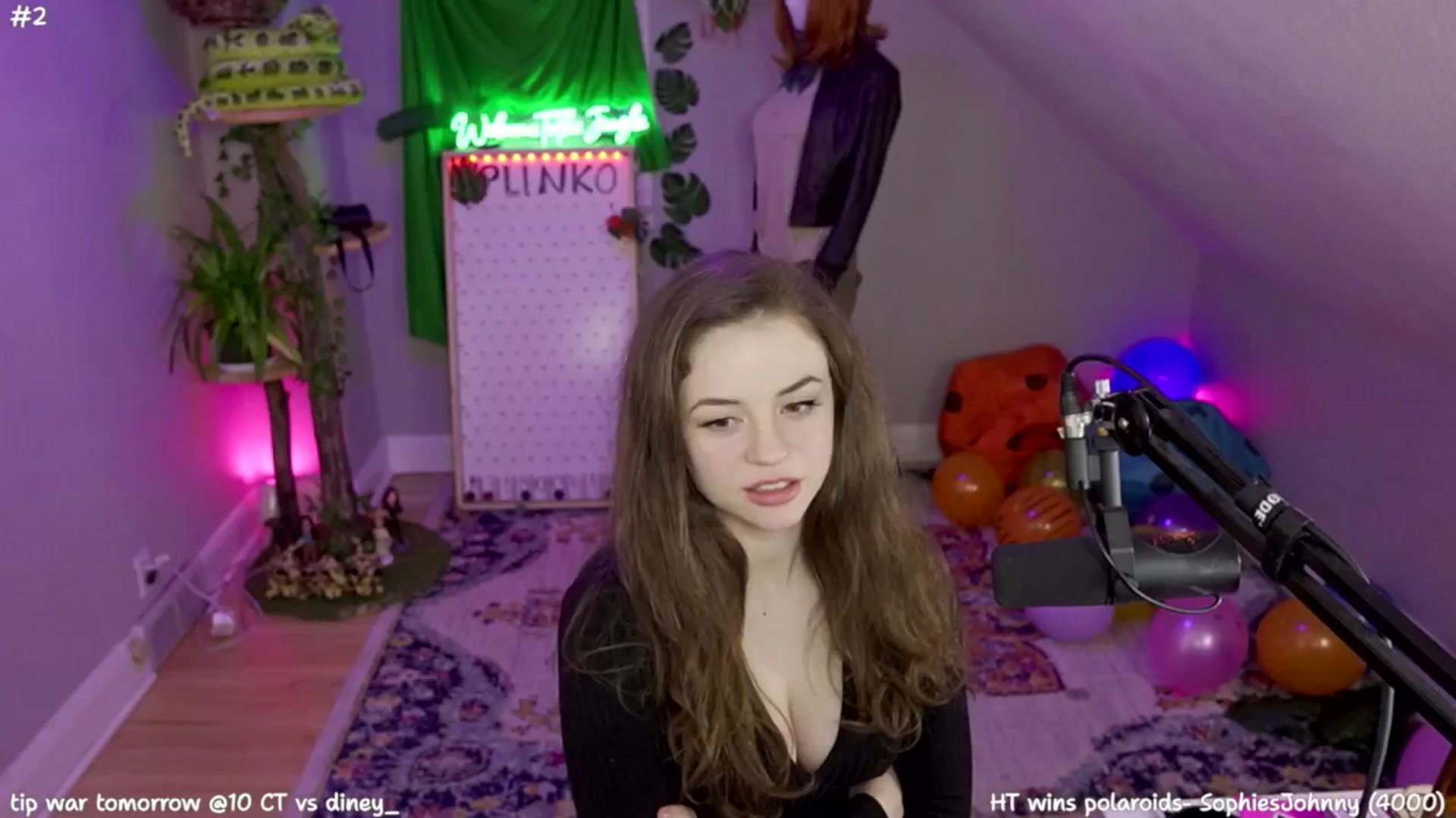 Gallery image thumbnail from SophiesJungle's myfreecams stream on, 07/29/2024, 12:10 image 6 of 20
