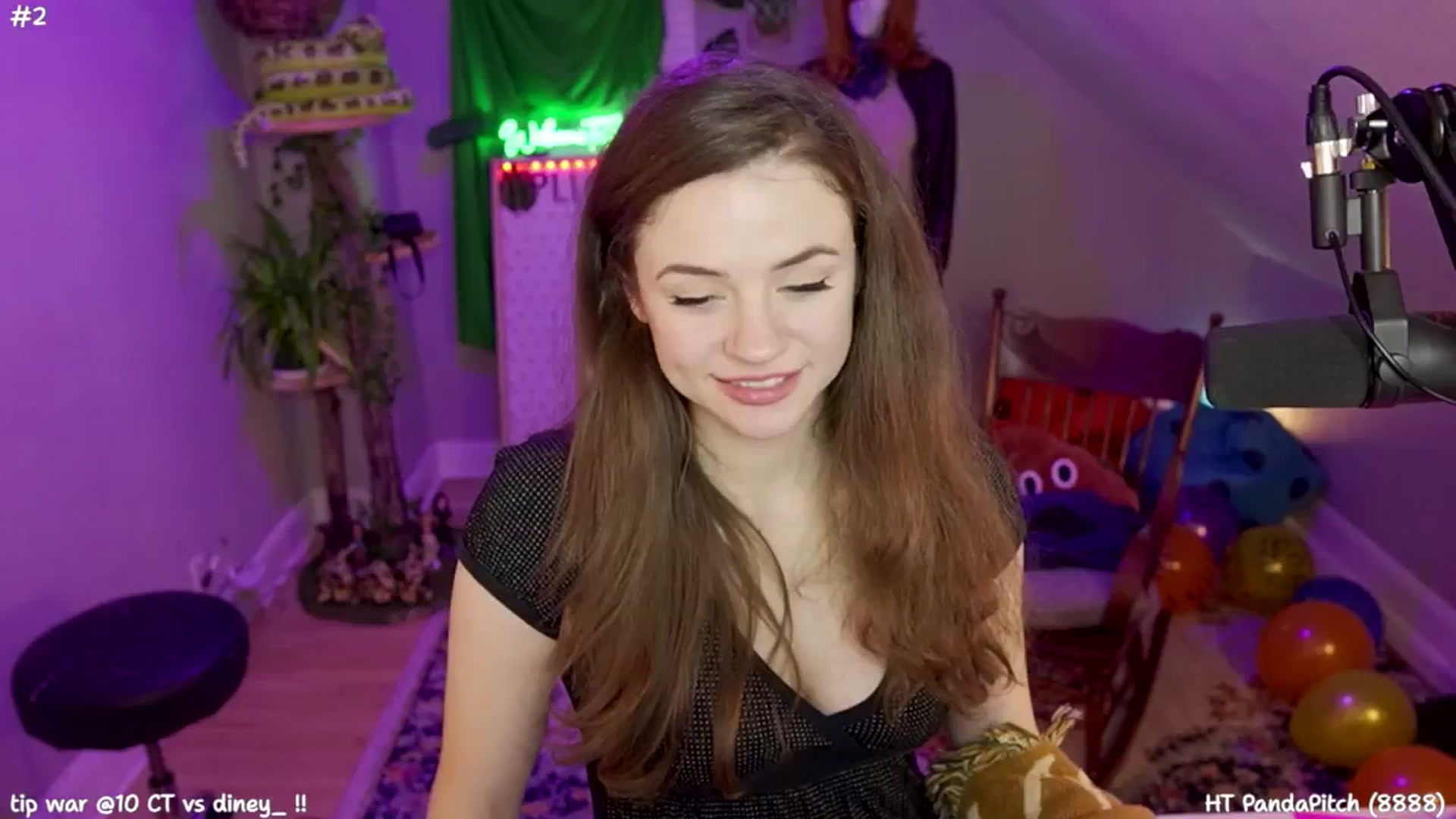 Gallery image thumbnail from SophiesJungle's myfreecams stream on, 07/30/2024, 07:12 image 16 of 20