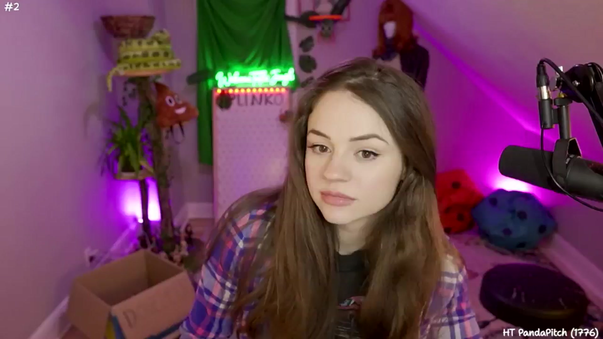 Gallery image thumbnail from SophiesJungle's myfreecams stream on, 07/31/2024, 09:59 image 7 of 20