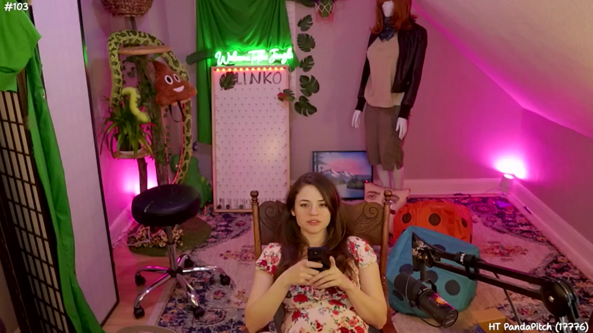 Gallery image thumbnail from SophiesJungle's myfreecams stream on, 08/01/2024, 08:55 image 14 of 20