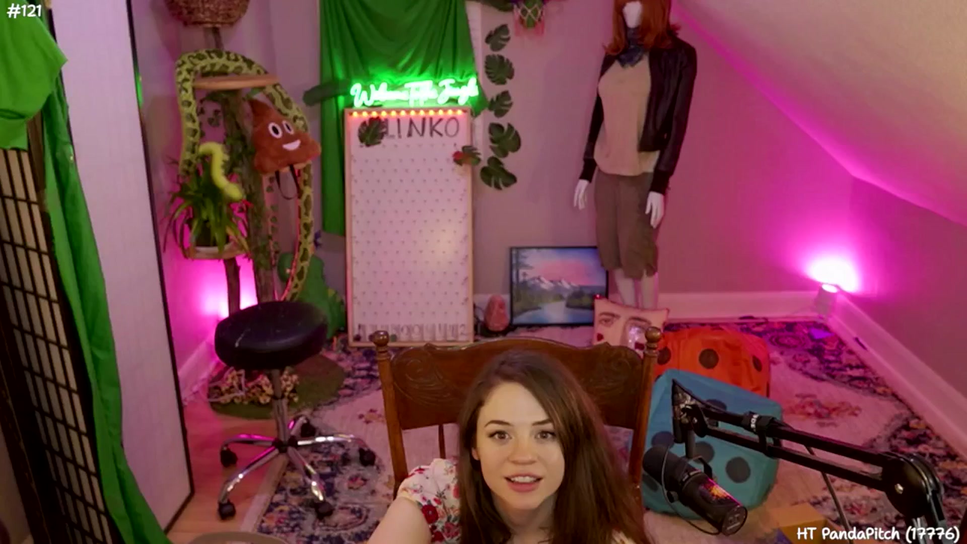 Gallery image thumbnail from SophiesJungle's myfreecams stream on, 08/01/2024, 08:55 image 10 of 20