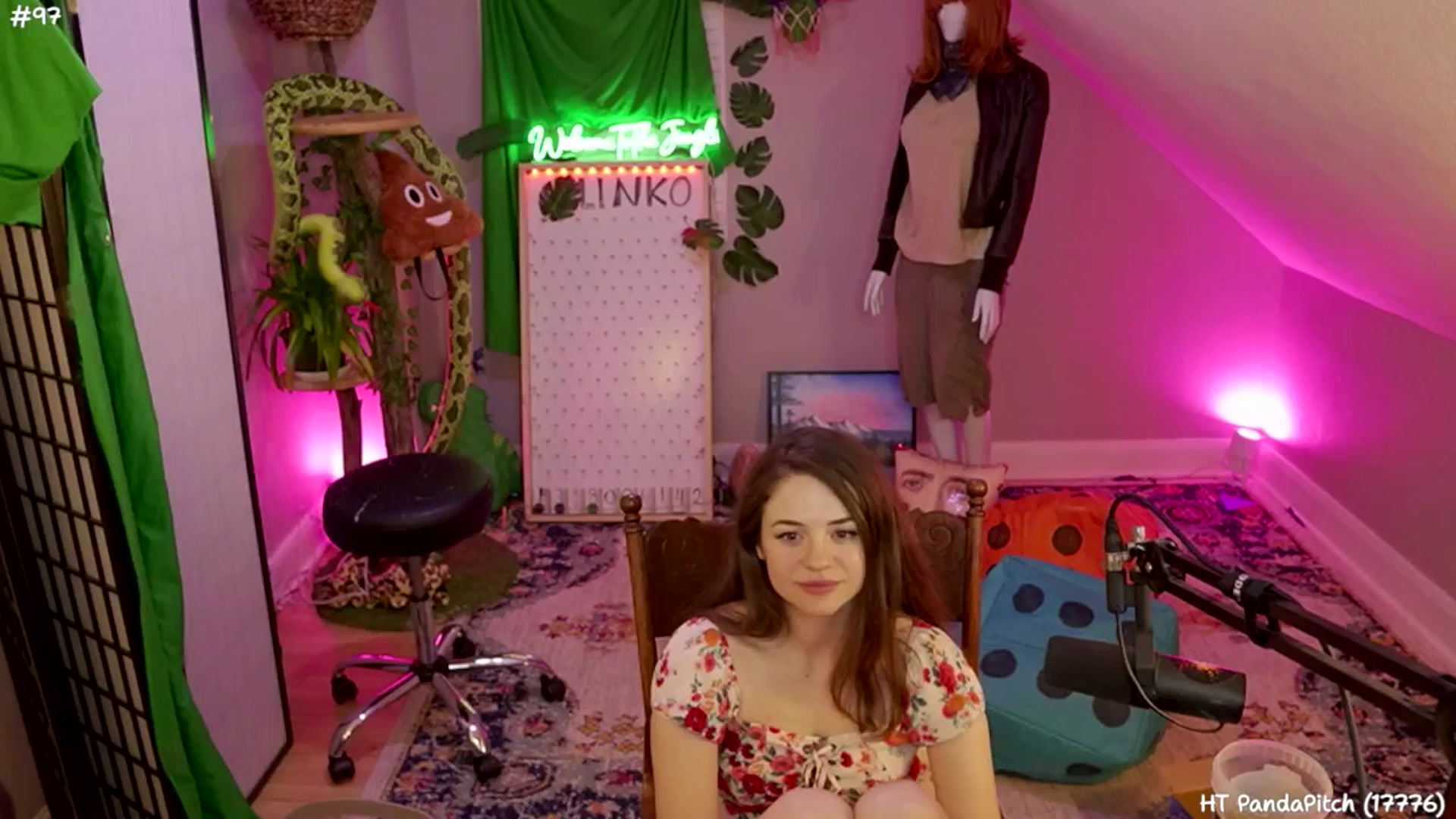 Gallery image thumbnail from SophiesJungle's myfreecams stream on, 08/01/2024, 09:47 image 11 of 20
