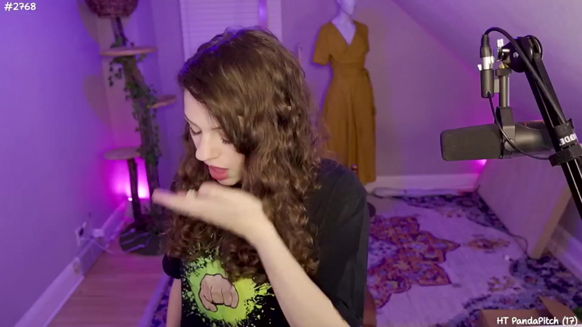 Gallery image thumbnail from SophiesJungle's myfreecams stream on, 08/24/2024, 02:59 image 2 of 20