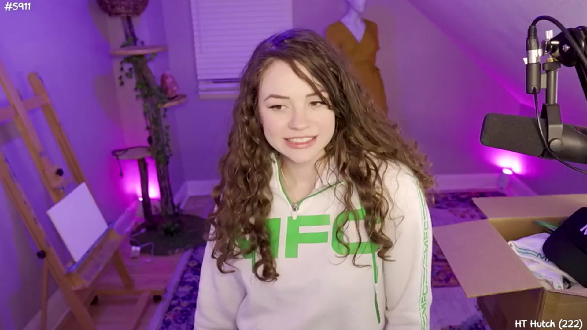 Gallery image thumbnail from SophiesJungle's myfreecams stream on, 09/10/2024, 04:12 image 9 of 20