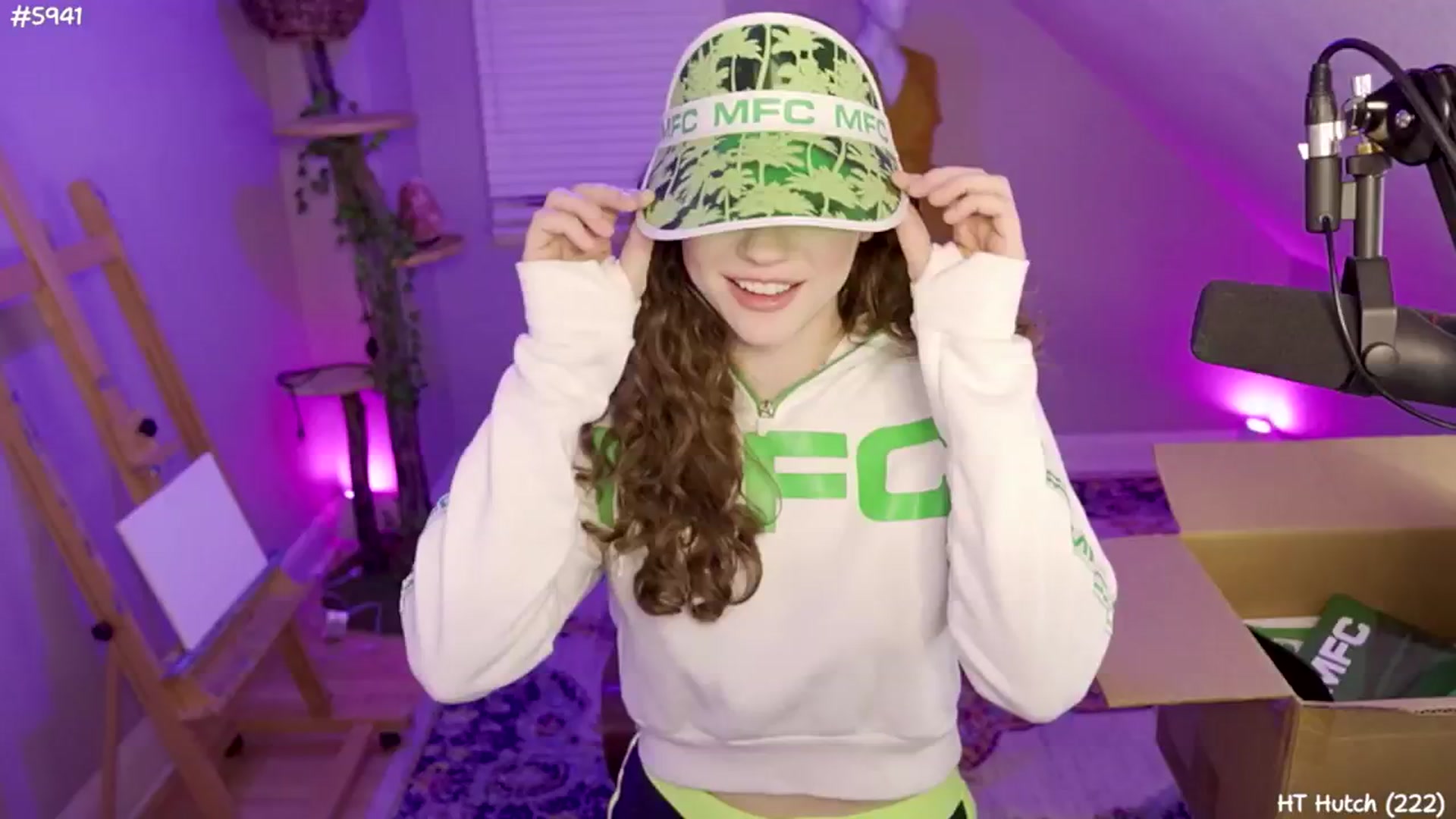 Gallery image thumbnail from SophiesJungle's myfreecams stream on, 09/10/2024, 04:12 image 4 of 20