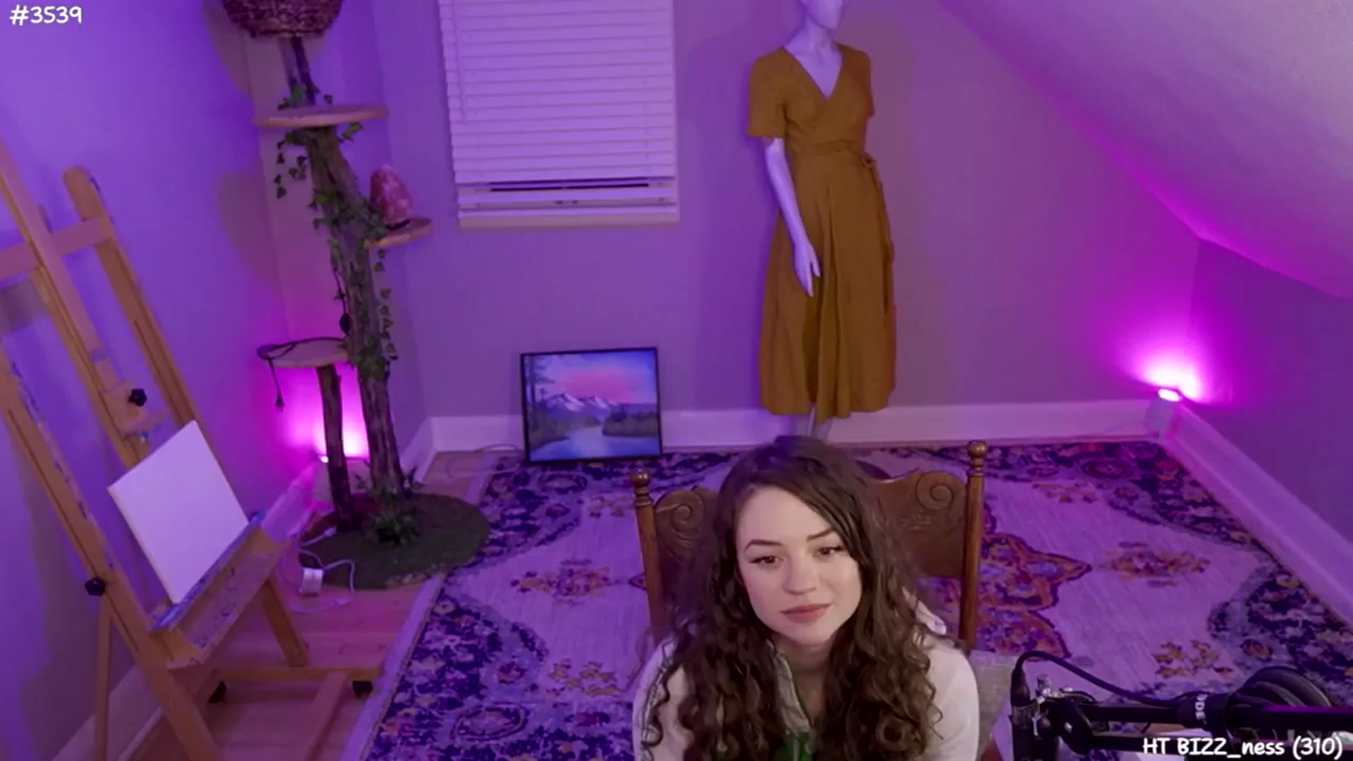 Gallery image thumbnail from SophiesJungle's myfreecams stream on, 09/10/2024, 05:53 image 19 of 20