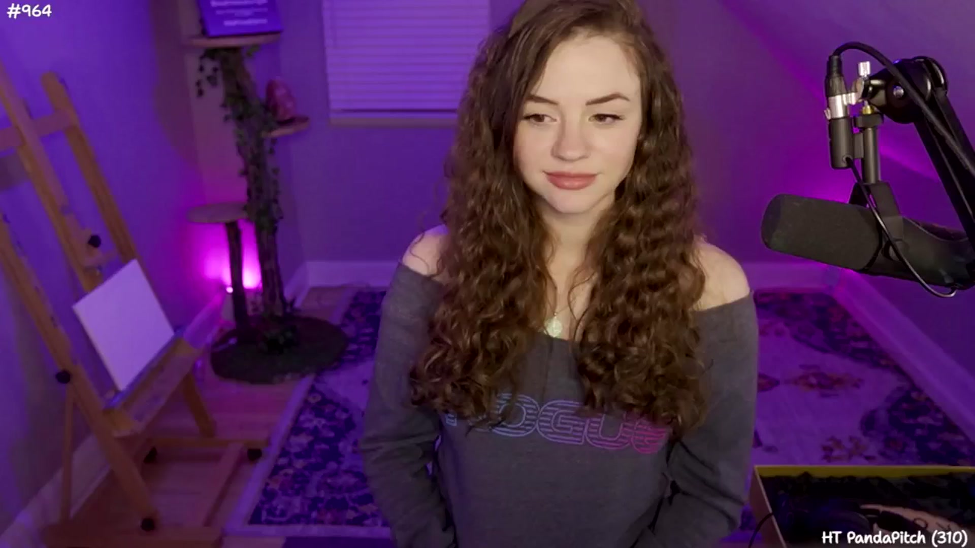 Gallery image thumbnail from SophiesJungle's myfreecams stream on, 10/01/2024, 07:00 image 14 of 20