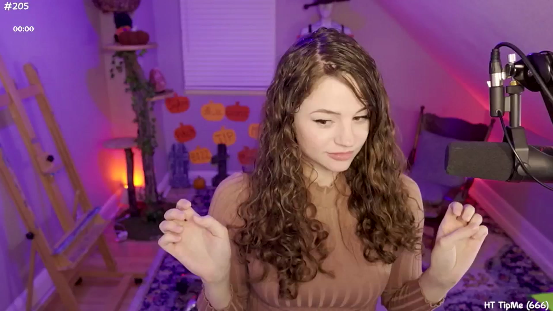 Gallery image thumbnail from SophiesJungle's myfreecams stream on, 10/07/2024, 05:15 image 12 of 20