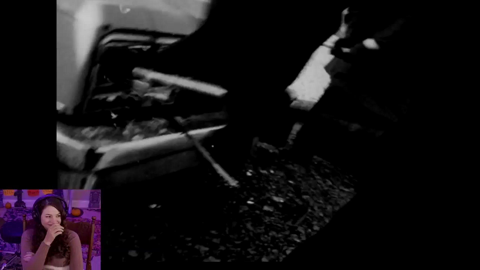 Gallery image thumbnail from SophiesJungle's myfreecams stream on, 10/07/2024, 07:55 image 1 of 20