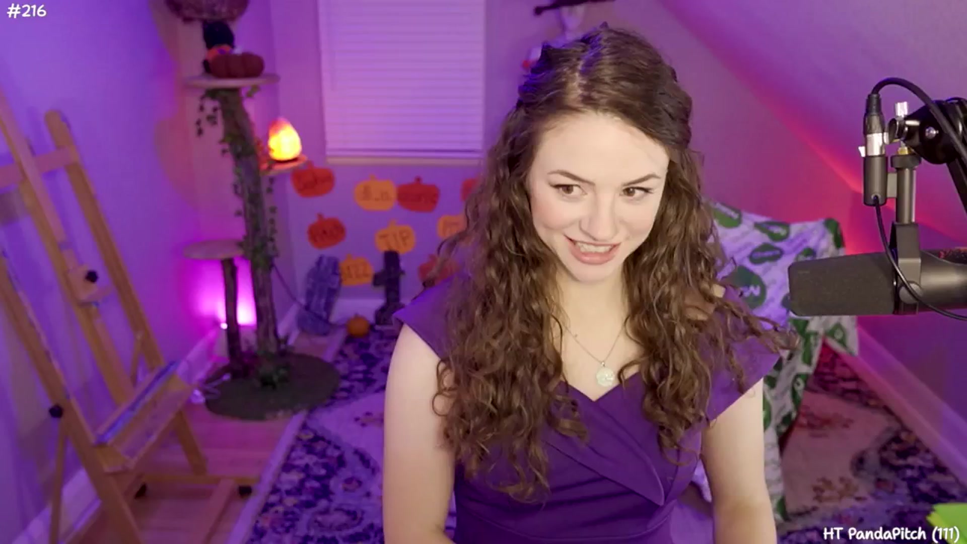Gallery image thumbnail from SophiesJungle's myfreecams stream on, 10/08/2024, 03:32 image 19 of 20