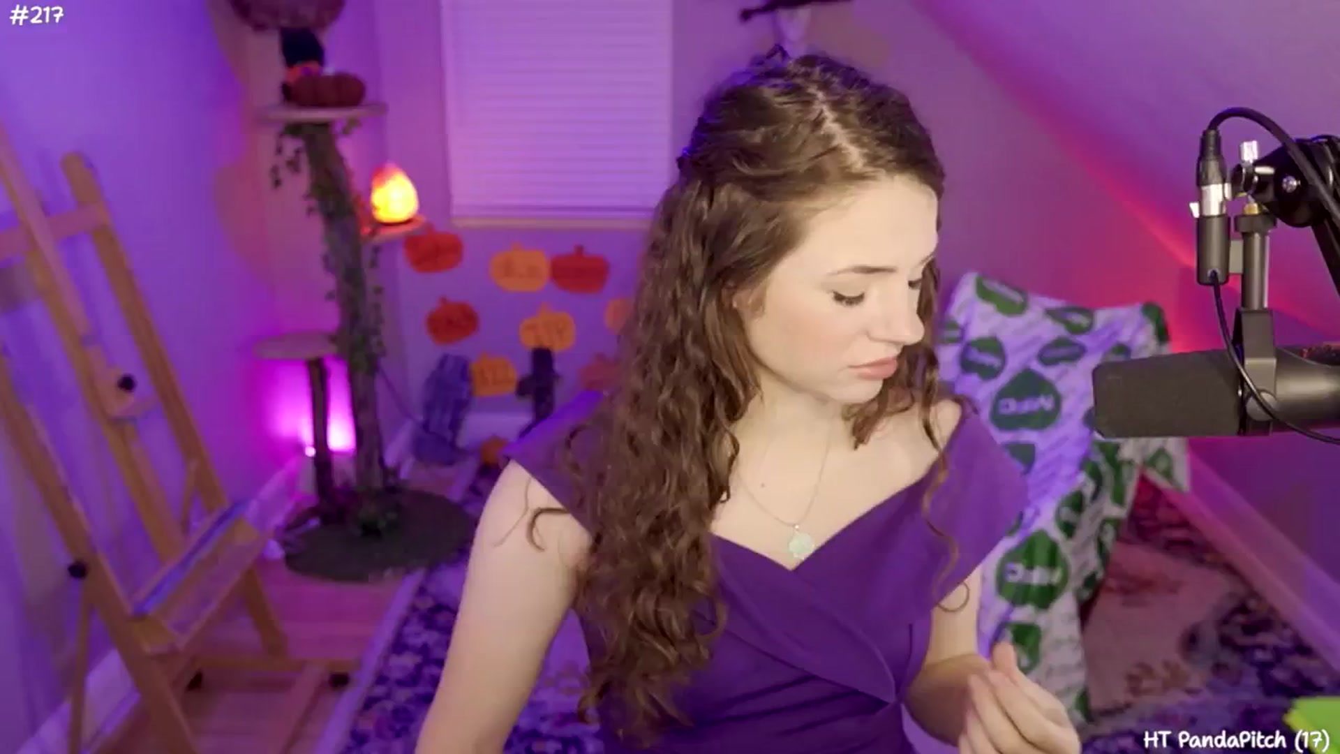 Gallery image thumbnail from SophiesJungle's myfreecams stream on, 10/08/2024, 03:32 image 4 of 20