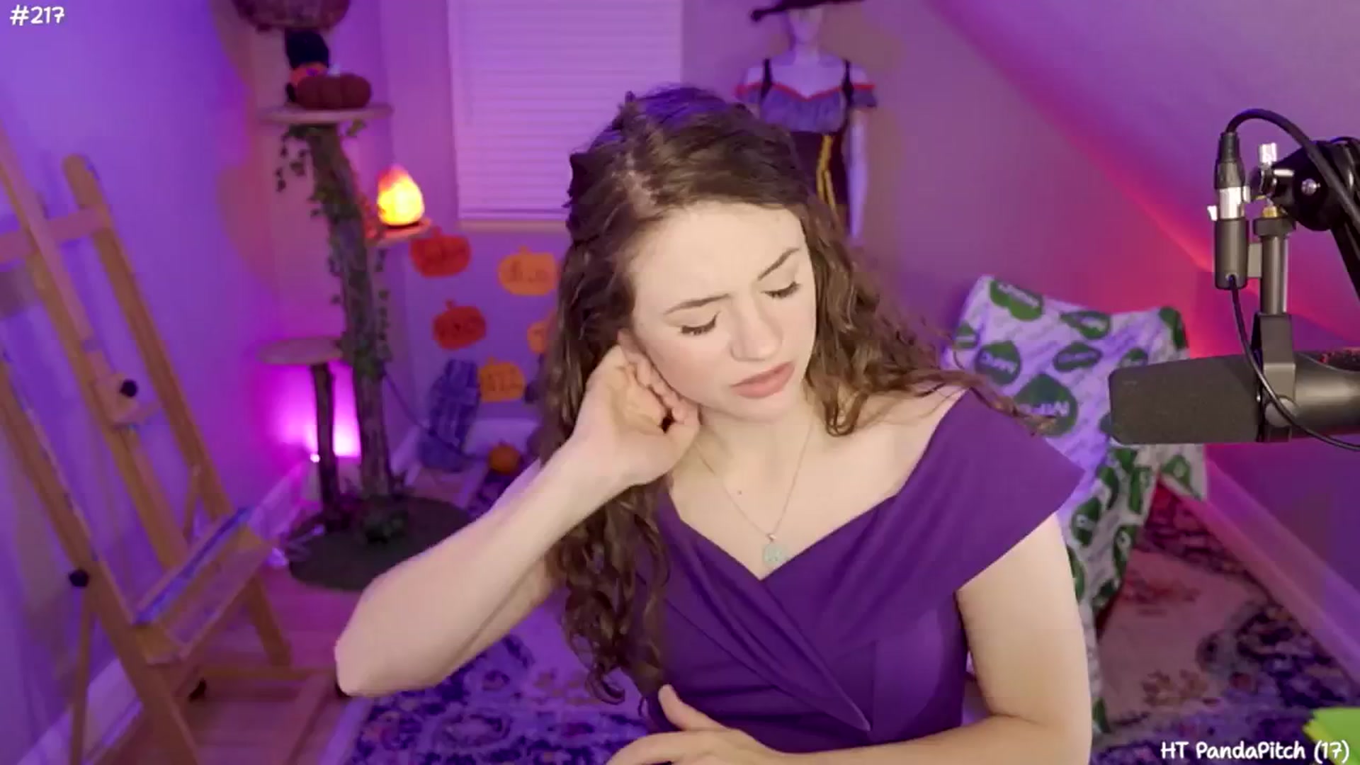 Gallery image thumbnail from SophiesJungle's myfreecams stream on, 10/08/2024, 03:32 image 3 of 20