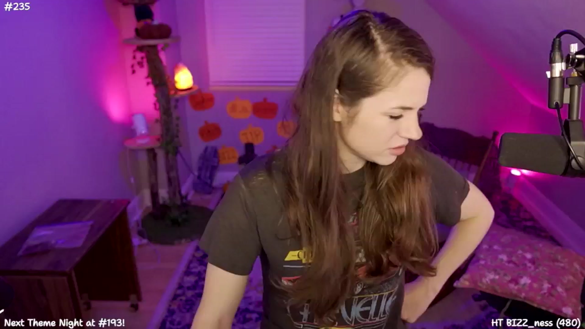 Gallery image thumbnail from SophiesJungle's myfreecams stream on, 10/15/2024, 08:42 image 6 of 20
