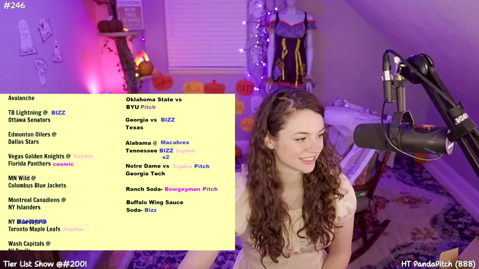 Gallery image thumbnail from SophiesJungle's myfreecams stream on, 10/18/2024, 08:30 image 15 of 20