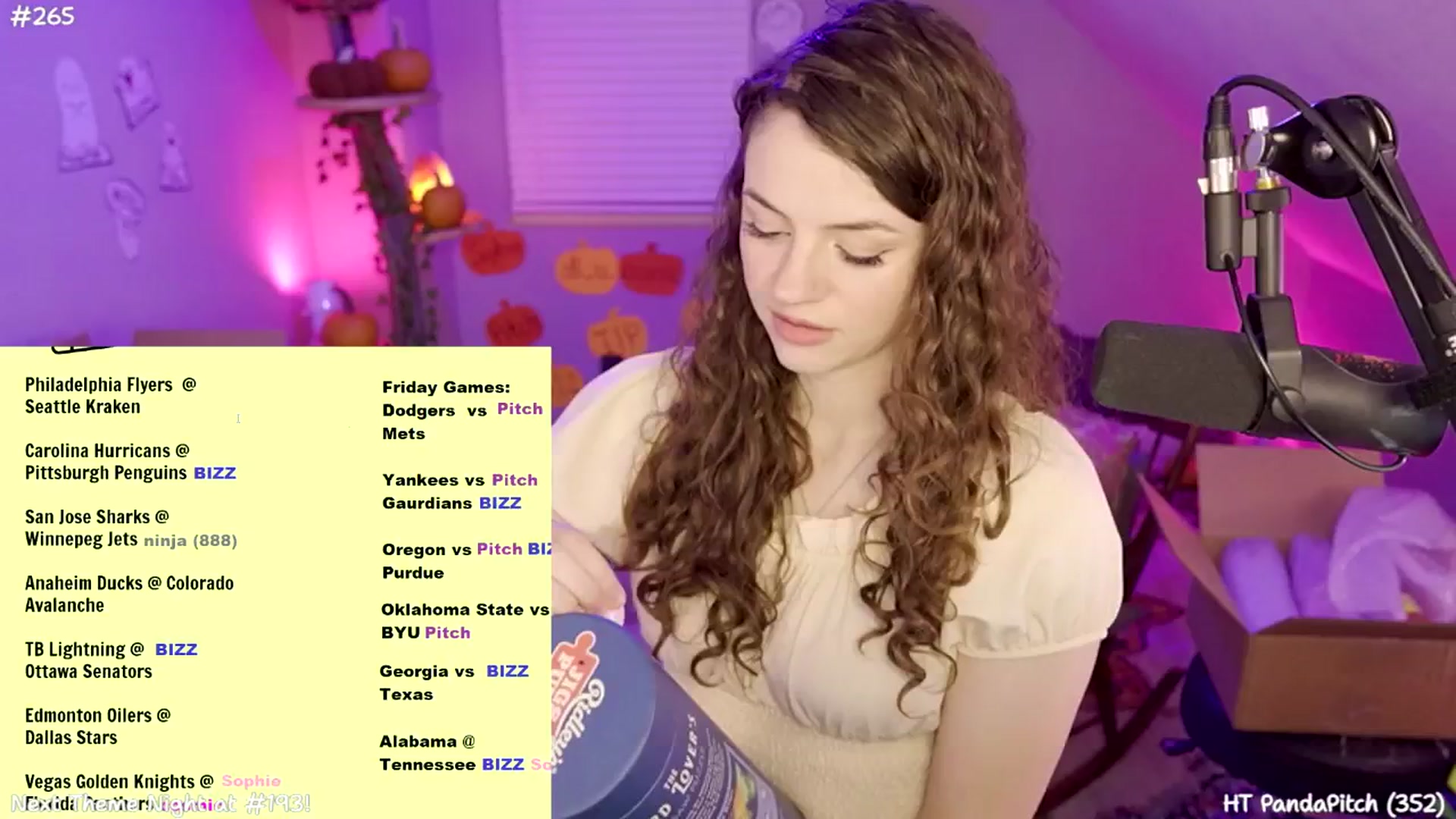 Gallery image thumbnail from SophiesJungle's myfreecams stream on, 10/18/2024, 08:30 image 4 of 20