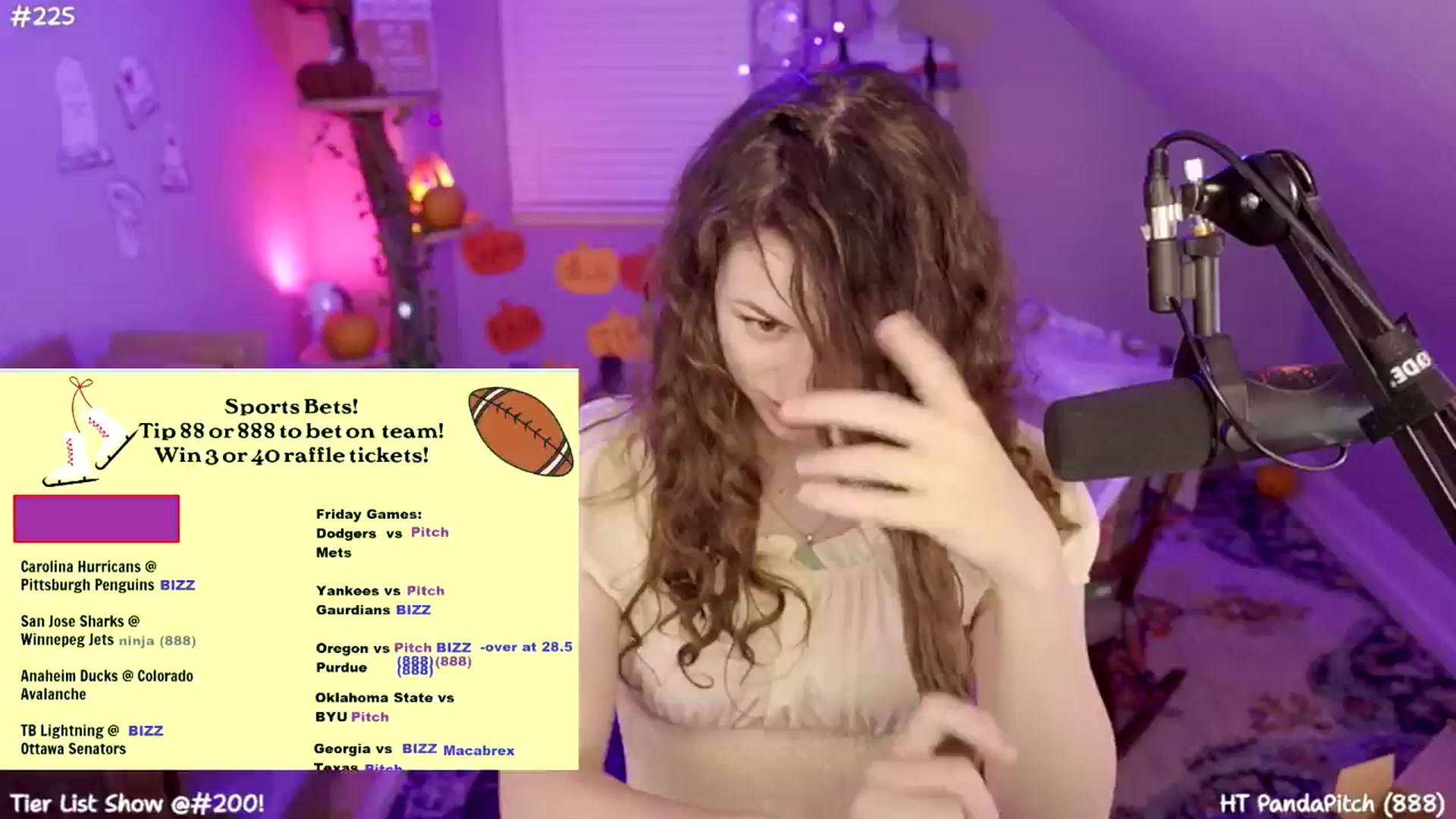 Gallery image thumbnail from SophiesJungle's myfreecams stream on, 10/18/2024, 08:30 image 20 of 20
