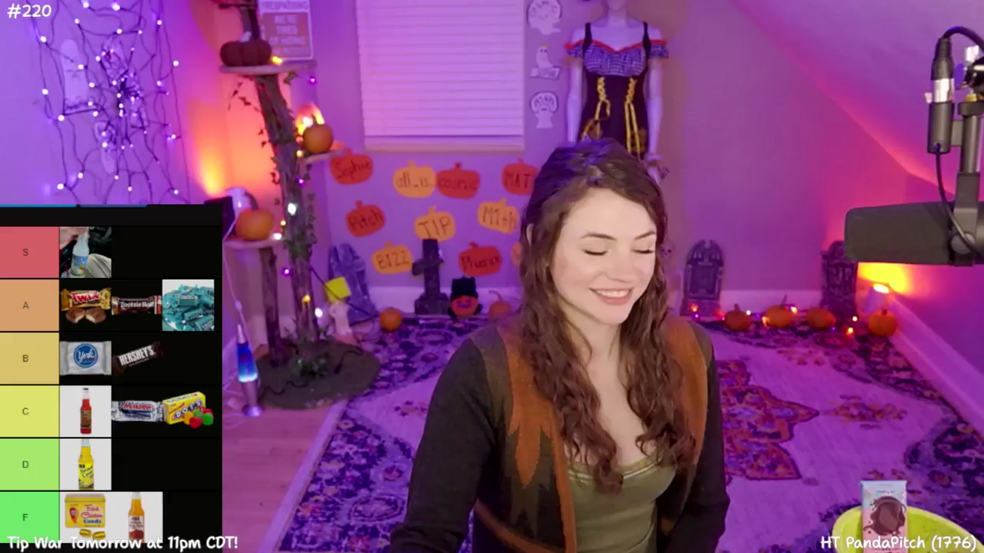 Gallery image thumbnail from SophiesJungle's myfreecams stream on, 10/19/2024, 08:24 image 16 of 20