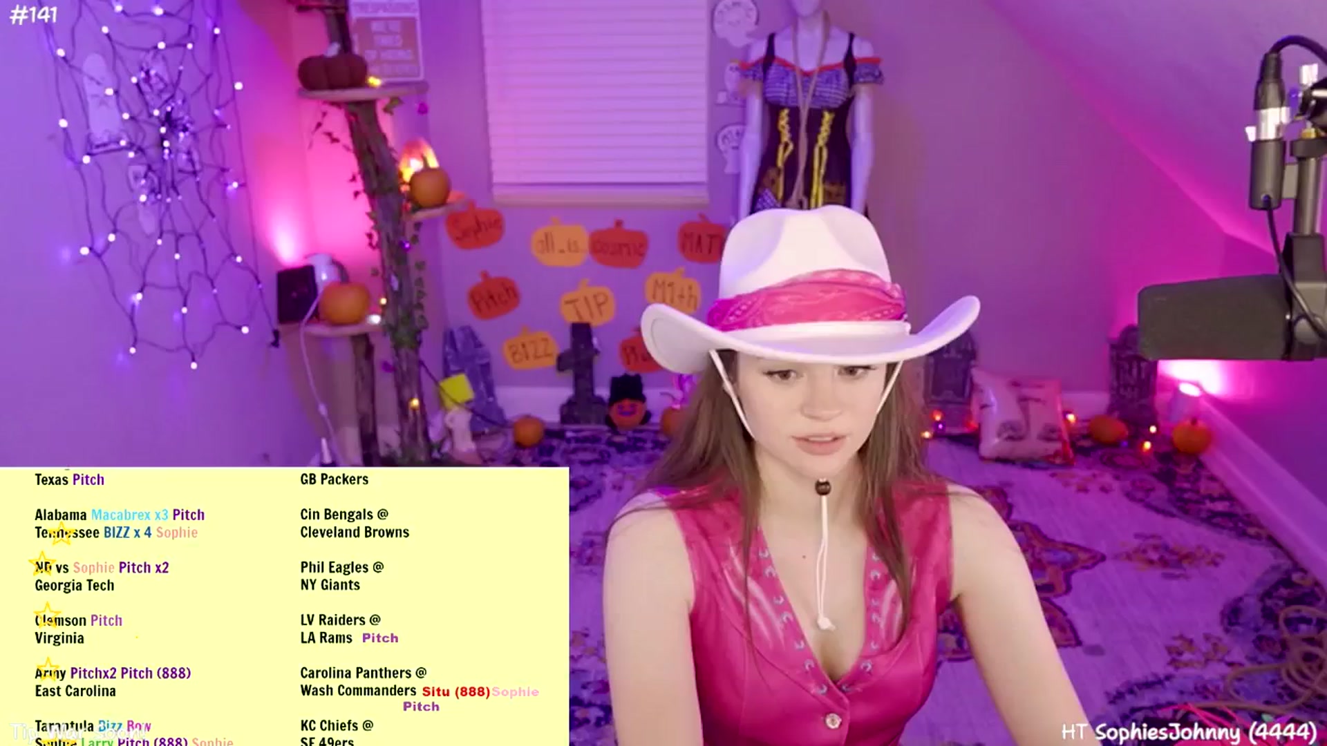Gallery image thumbnail from SophiesJungle's myfreecams stream on, 10/20/2024, 07:58 image 12 of 20