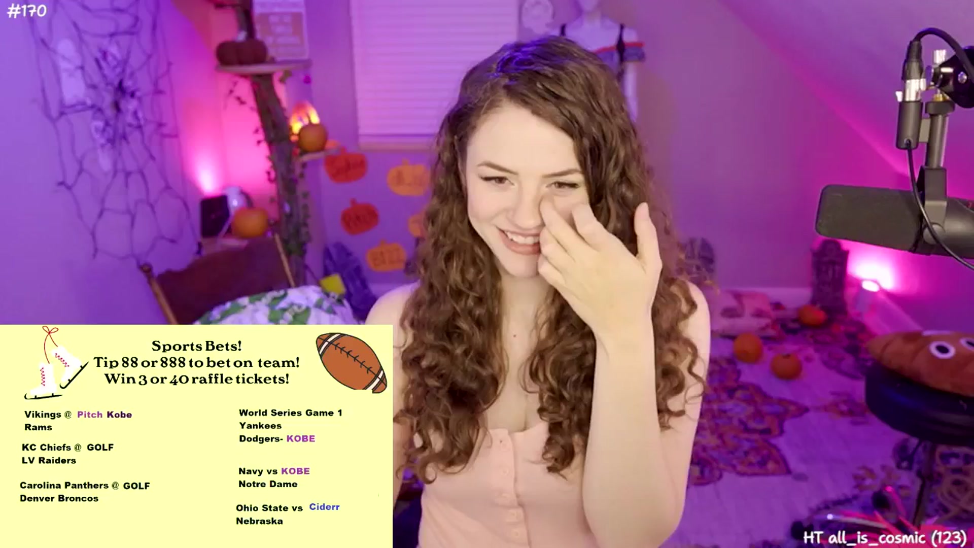 Gallery image thumbnail from SophiesJungle's myfreecams stream on, 10/24/2024, 06:48 image 9 of 20