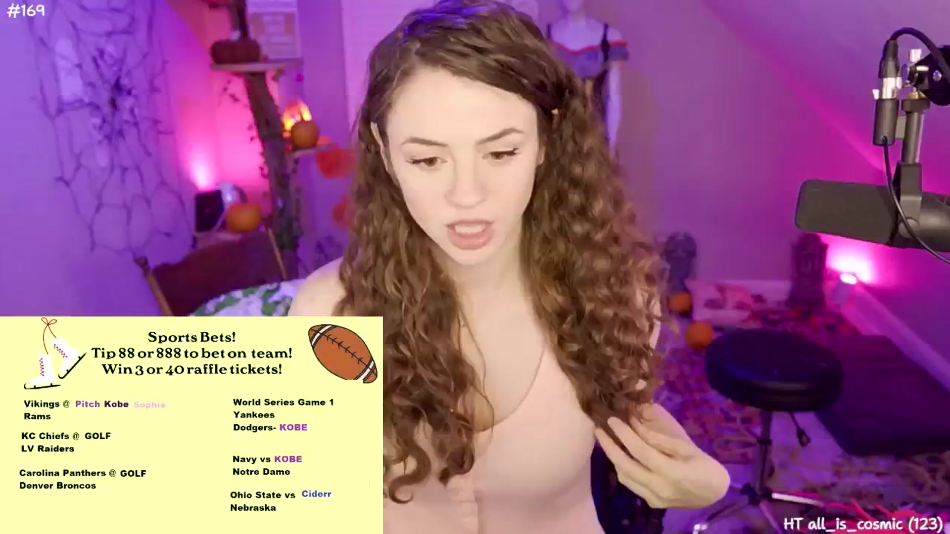 Gallery image thumbnail from SophiesJungle's myfreecams stream on, 10/24/2024, 06:48 image 11 of 20