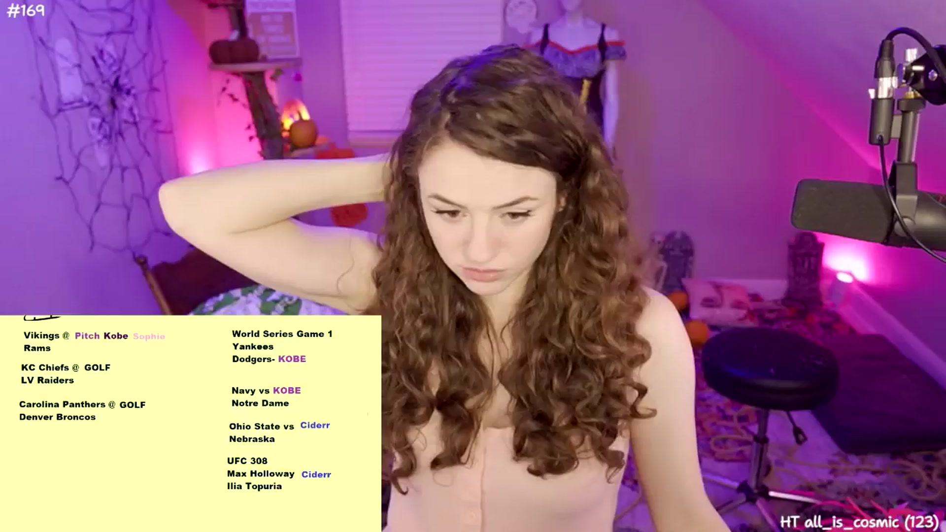 Gallery image thumbnail from SophiesJungle's myfreecams stream on, 10/24/2024, 06:48 image 14 of 20