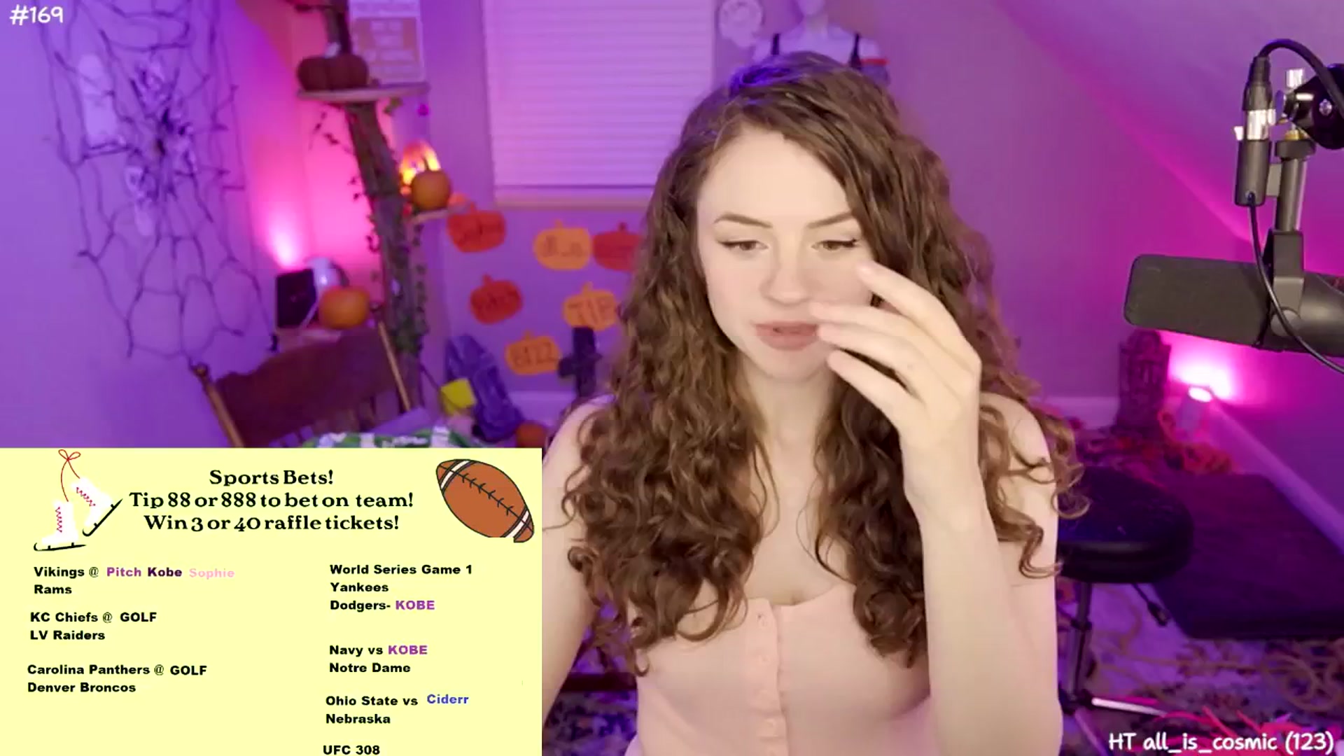 Gallery image thumbnail from SophiesJungle's myfreecams stream on, 10/24/2024, 06:48 image 16 of 20