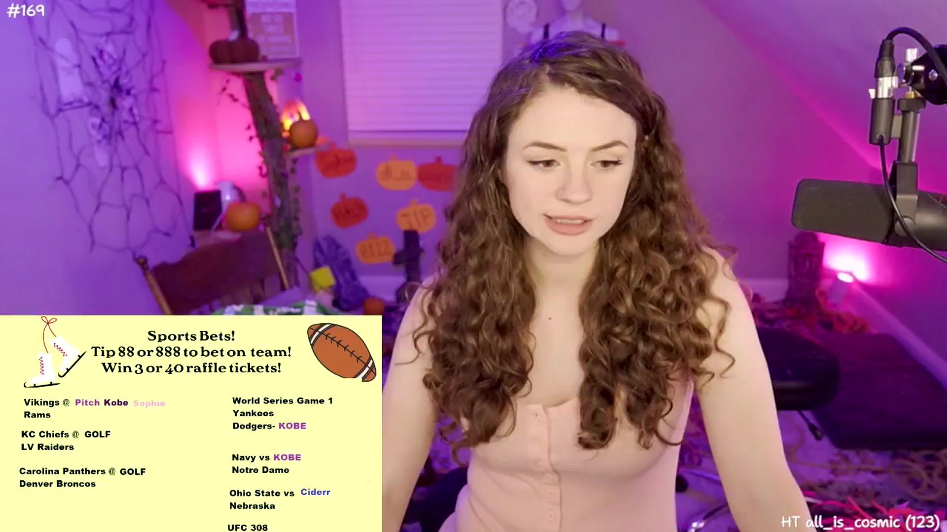 Gallery image thumbnail from SophiesJungle's myfreecams stream on, 10/24/2024, 06:48 image 17 of 20