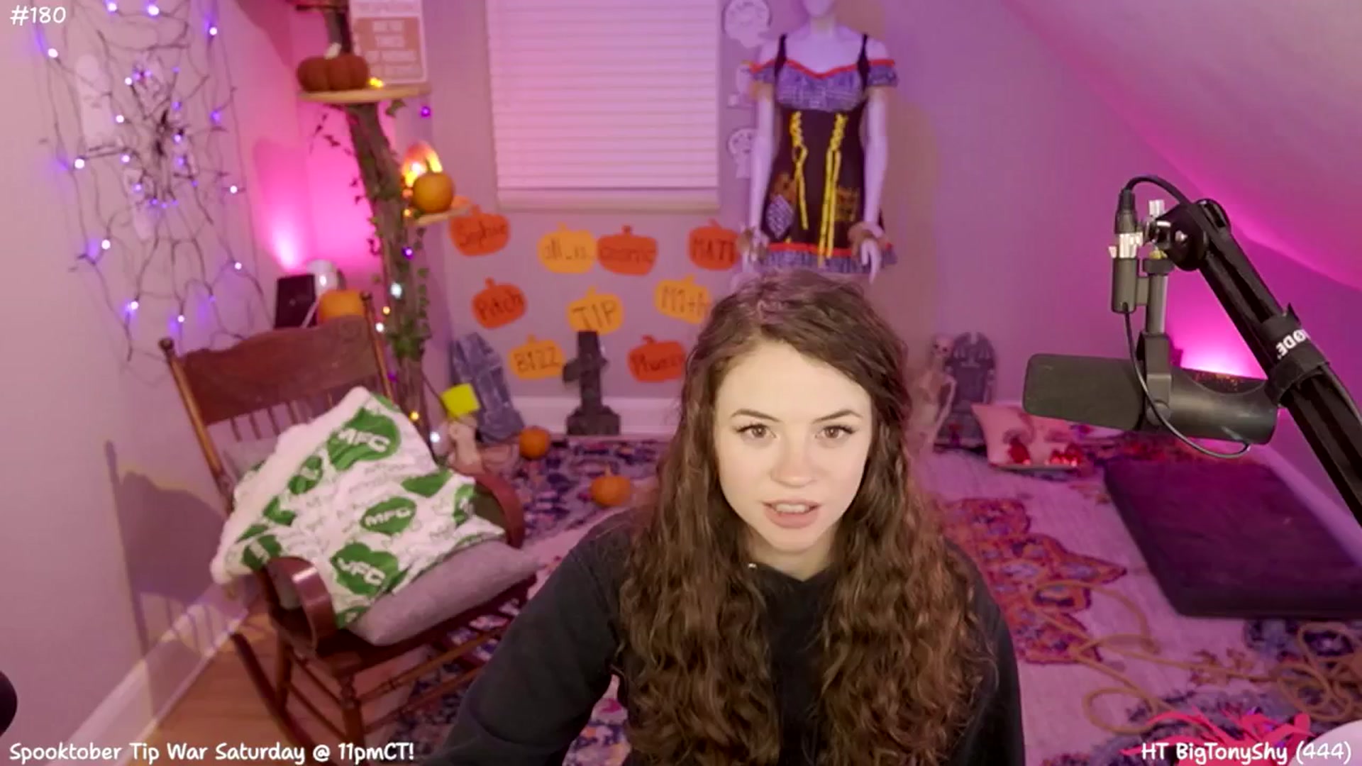 Gallery image thumbnail from SophiesJungle's myfreecams stream on, 10/25/2024, 08:11 image 20 of 20