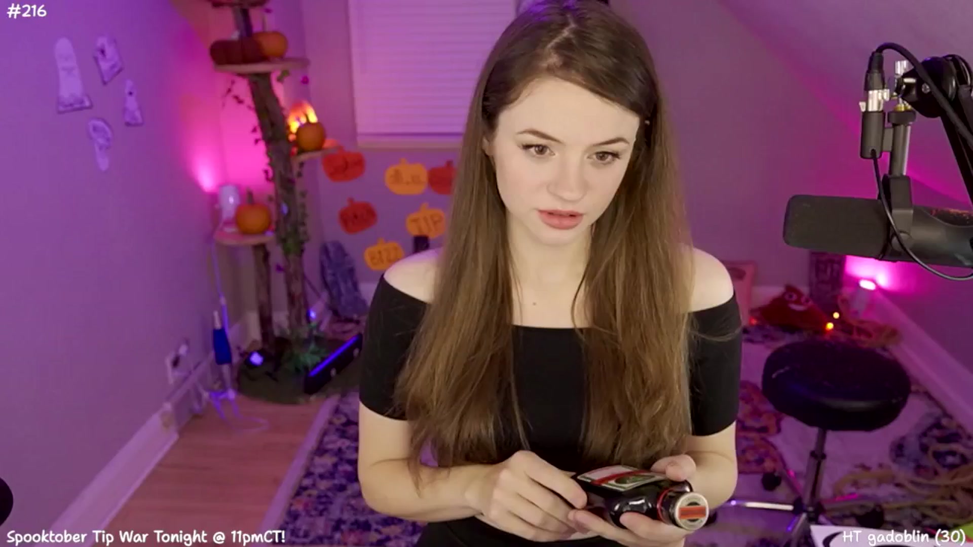 Gallery image thumbnail from SophiesJungle's myfreecams stream on, 10/27/2024, 03:50 image 6 of 20