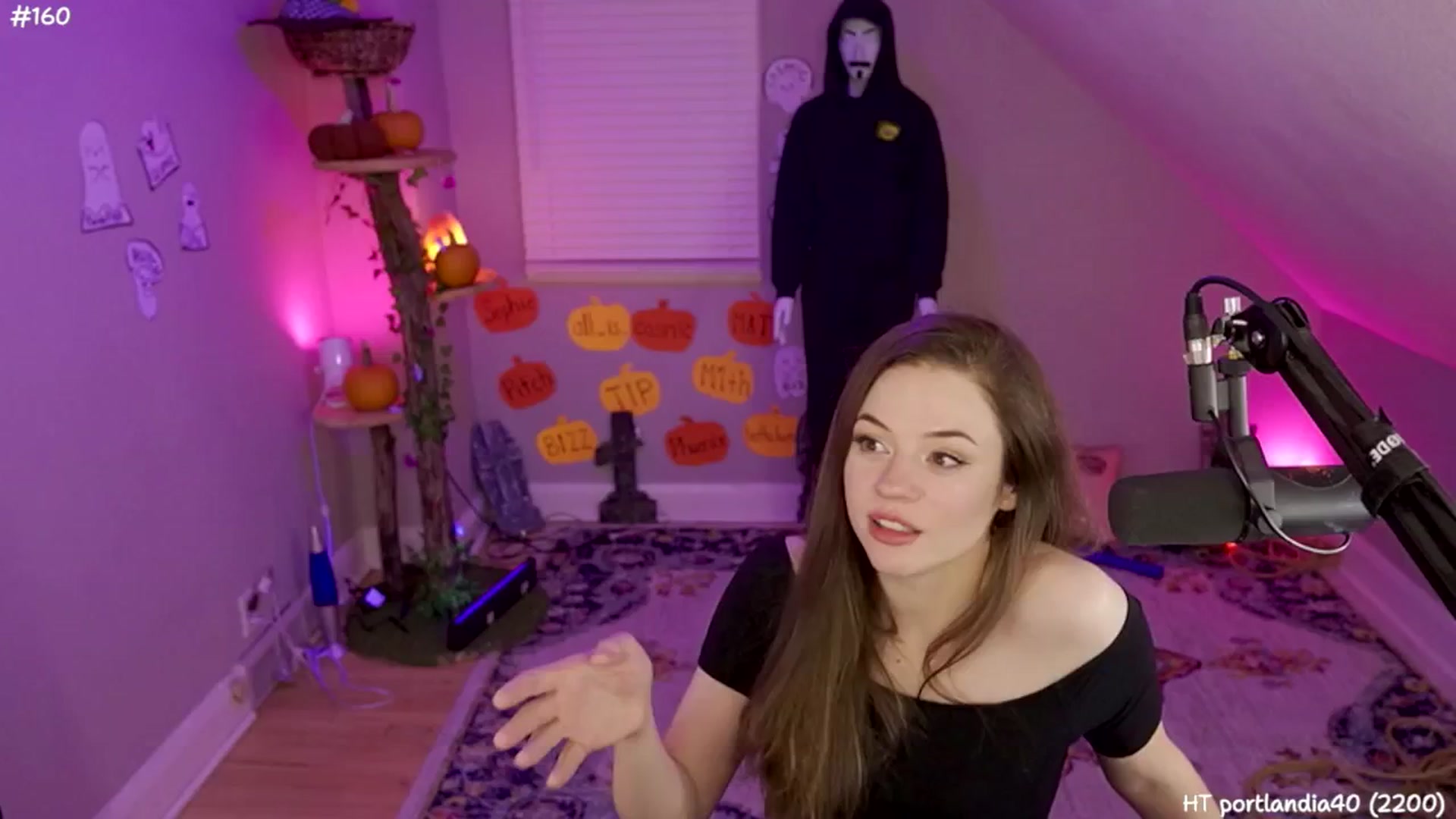 Gallery image thumbnail from SophiesJungle's myfreecams stream on, 10/27/2024, 07:09 image 16 of 20