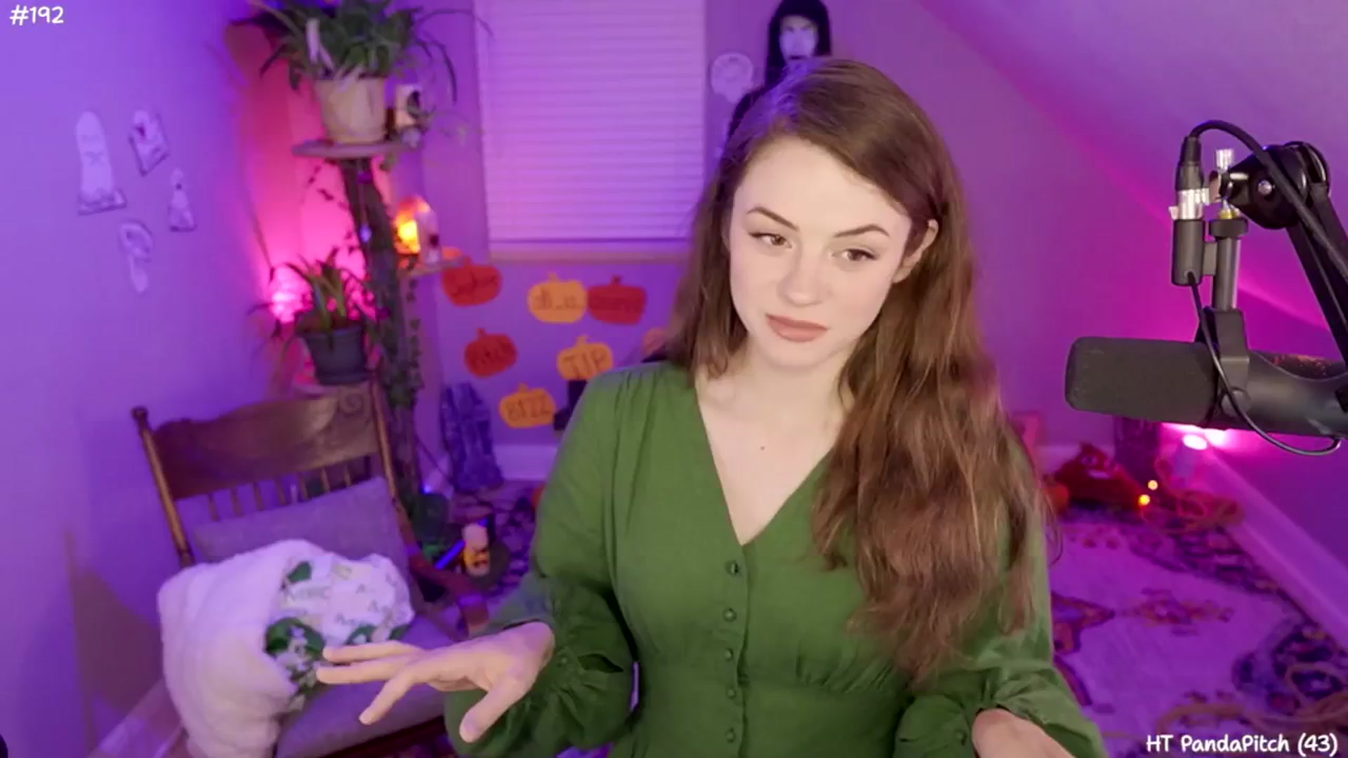 Gallery image thumbnail from SophiesJungle's myfreecams stream on, 10/30/2024, 05:01 image 1 of 20