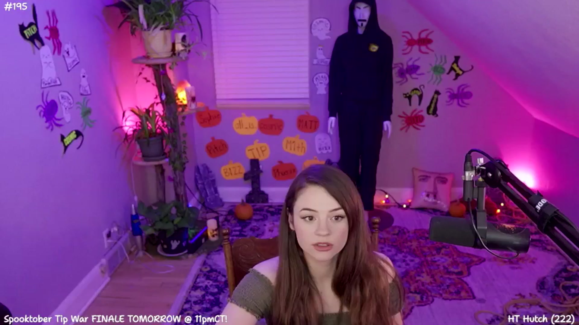 Gallery image thumbnail from SophiesJungle's myfreecams stream on, 10/31/2024, 07:08 image 4 of 20