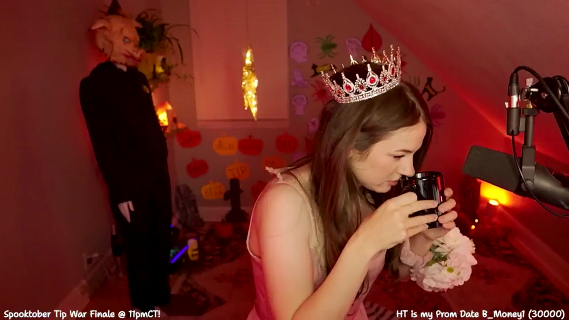 Gallery image thumbnail from SophiesJungle's myfreecams stream on, 11/01/2024, 07:09 image 12 of 20