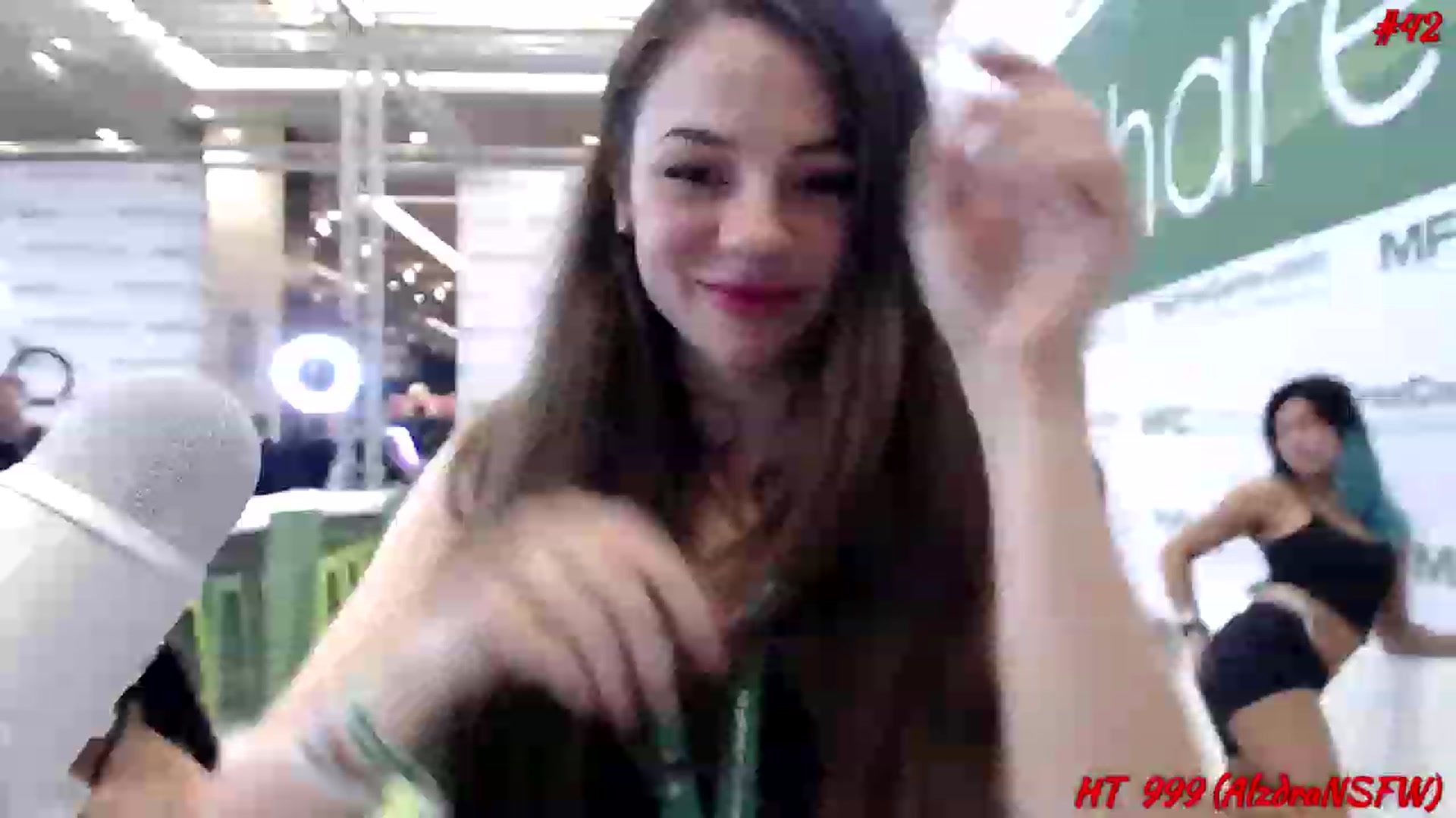 Gallery image thumbnail from SophiesPalace's myfreecams stream on, 01/05/2023, 04:05 image 13 of 20