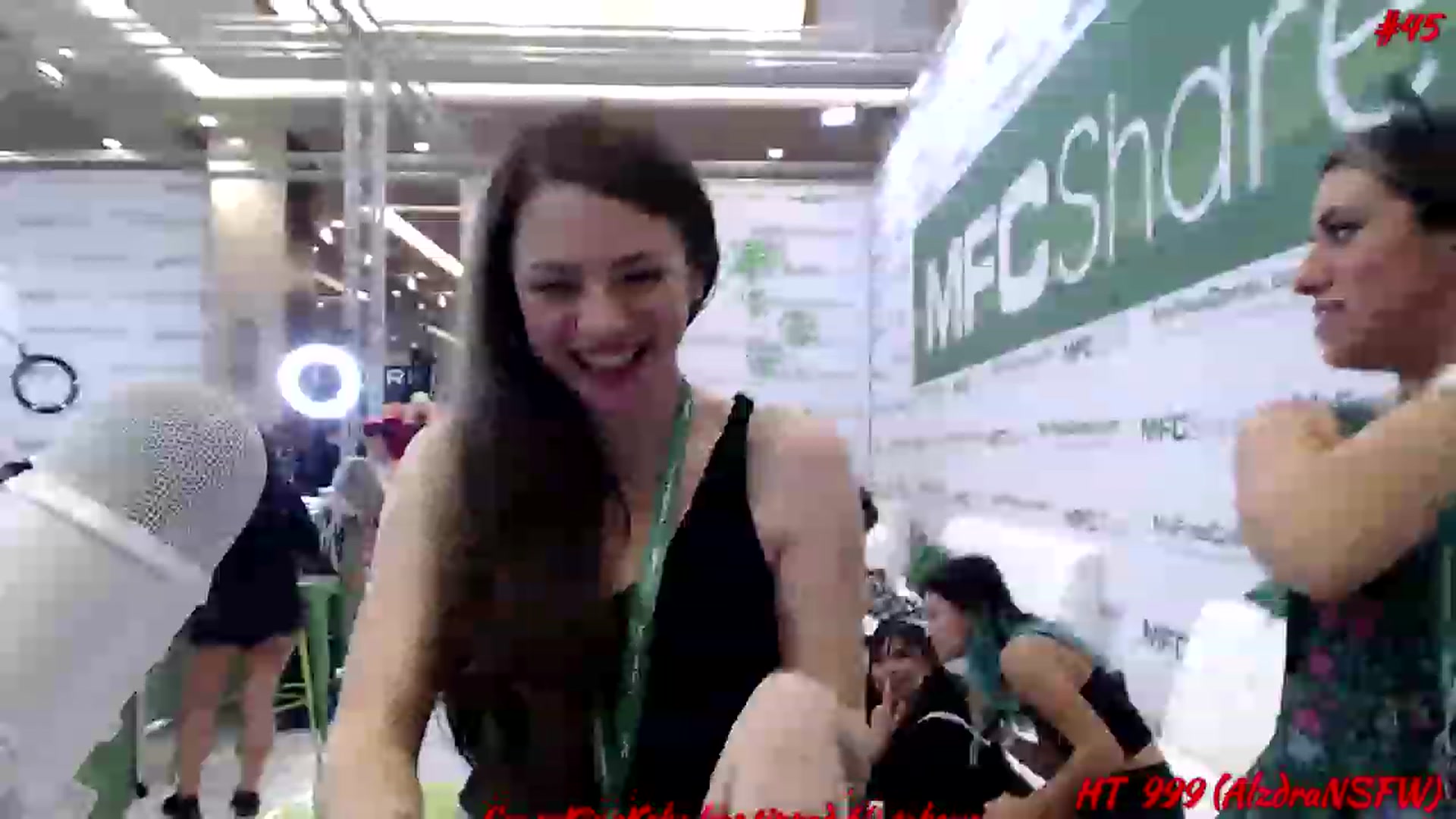 Gallery image thumbnail from SophiesPalace's myfreecams stream on, 01/05/2023, 04:05 image 7 of 20