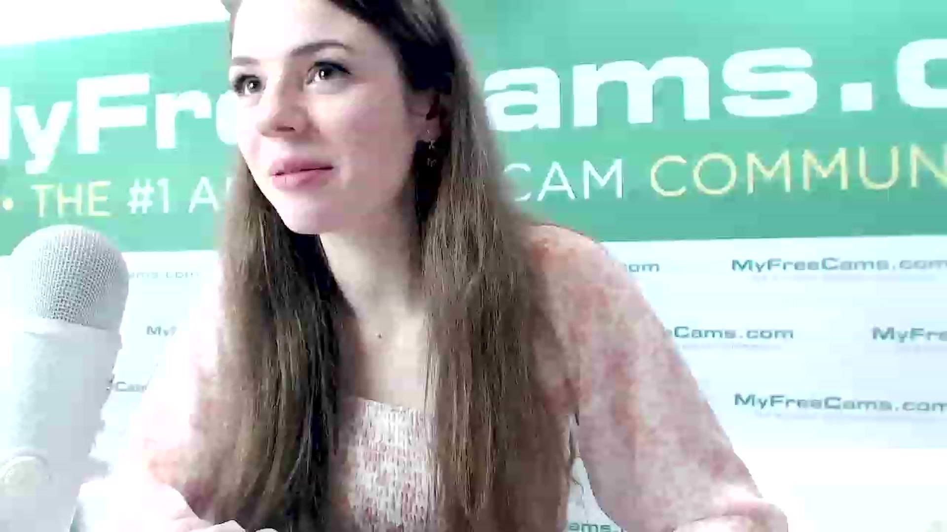 Gallery image thumbnail from SophiesPalace's myfreecams stream on, 01/06/2023, 04:04 image 2 of 20