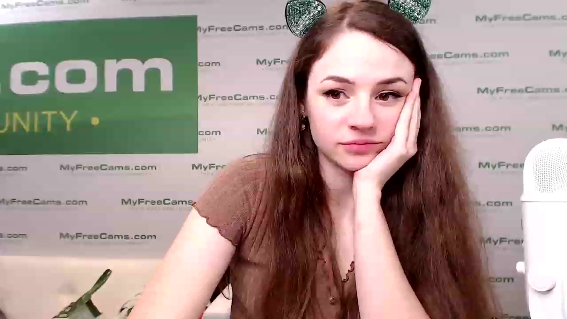 Gallery image thumbnail from SophiesPalace's myfreecams stream on, 01/07/2023, 04:00 image 14 of 20