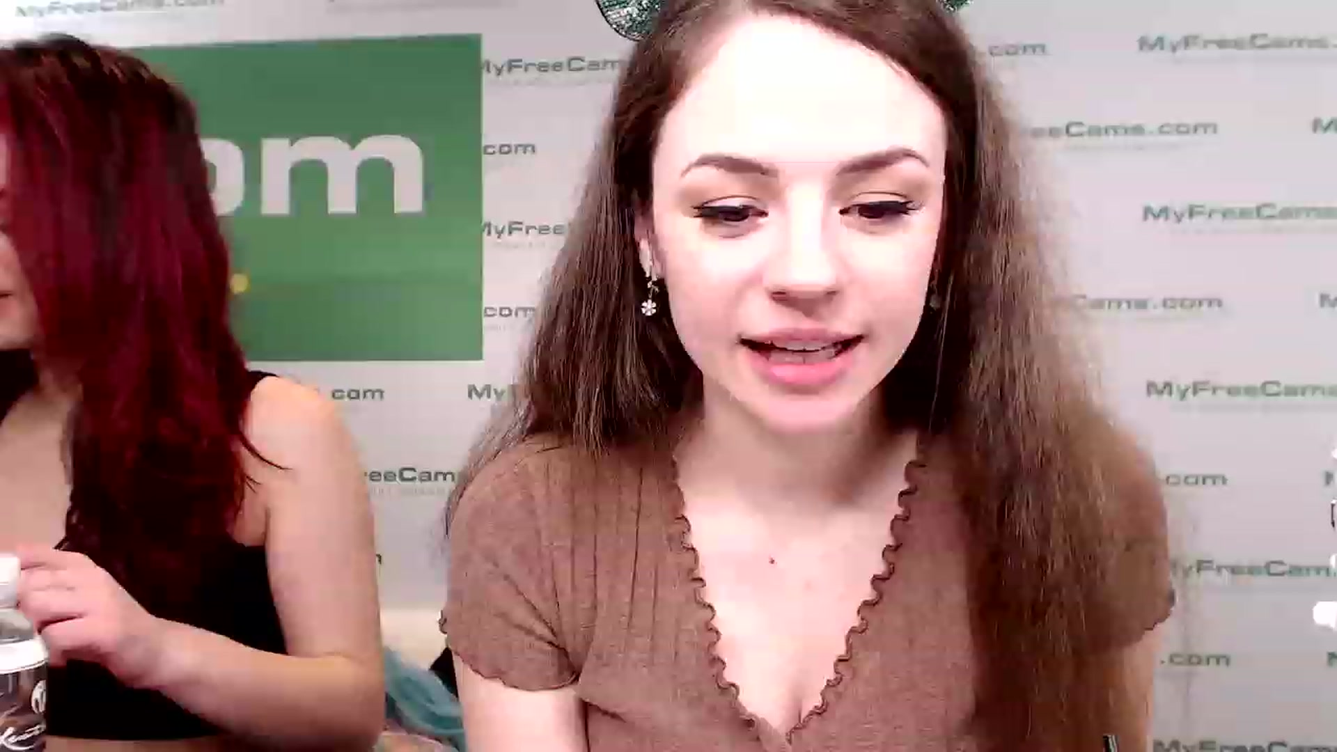 Gallery image thumbnail from SophiesPalace's myfreecams stream on, 01/07/2023, 04:00 image 3 of 20