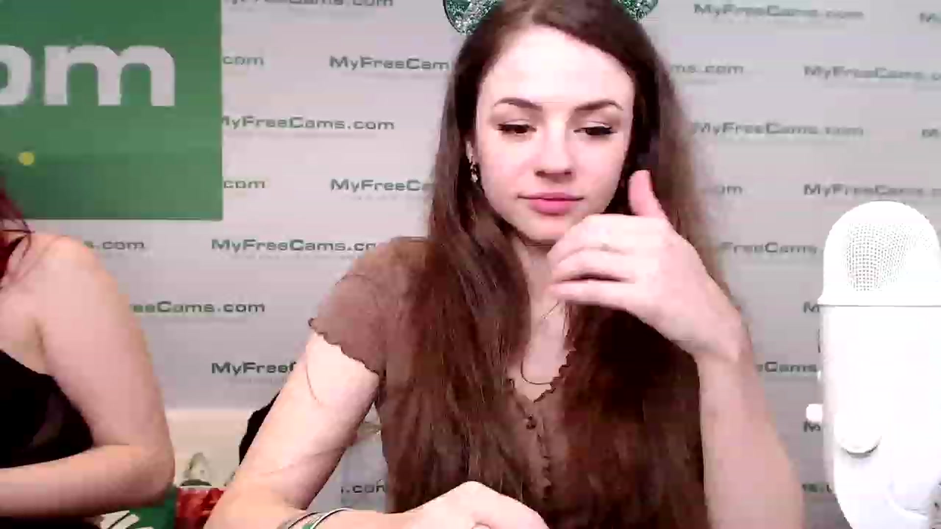 Gallery image thumbnail from SophiesPalace's myfreecams stream on, 01/07/2023, 04:00 image 19 of 20
