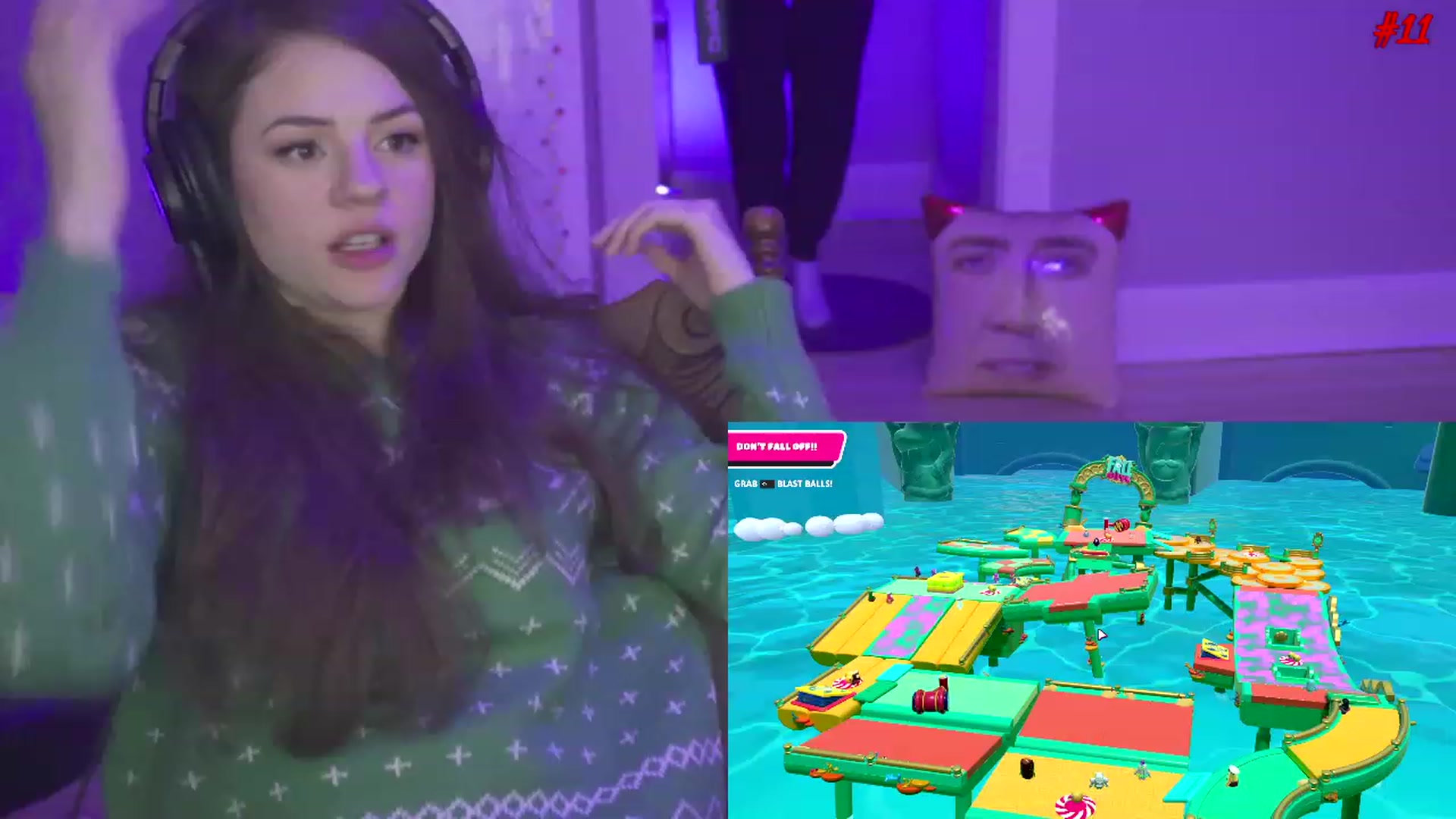 Gallery image thumbnail from SophiesPalace's myfreecams stream on, 01/13/2023, 05:15 image 15 of 20