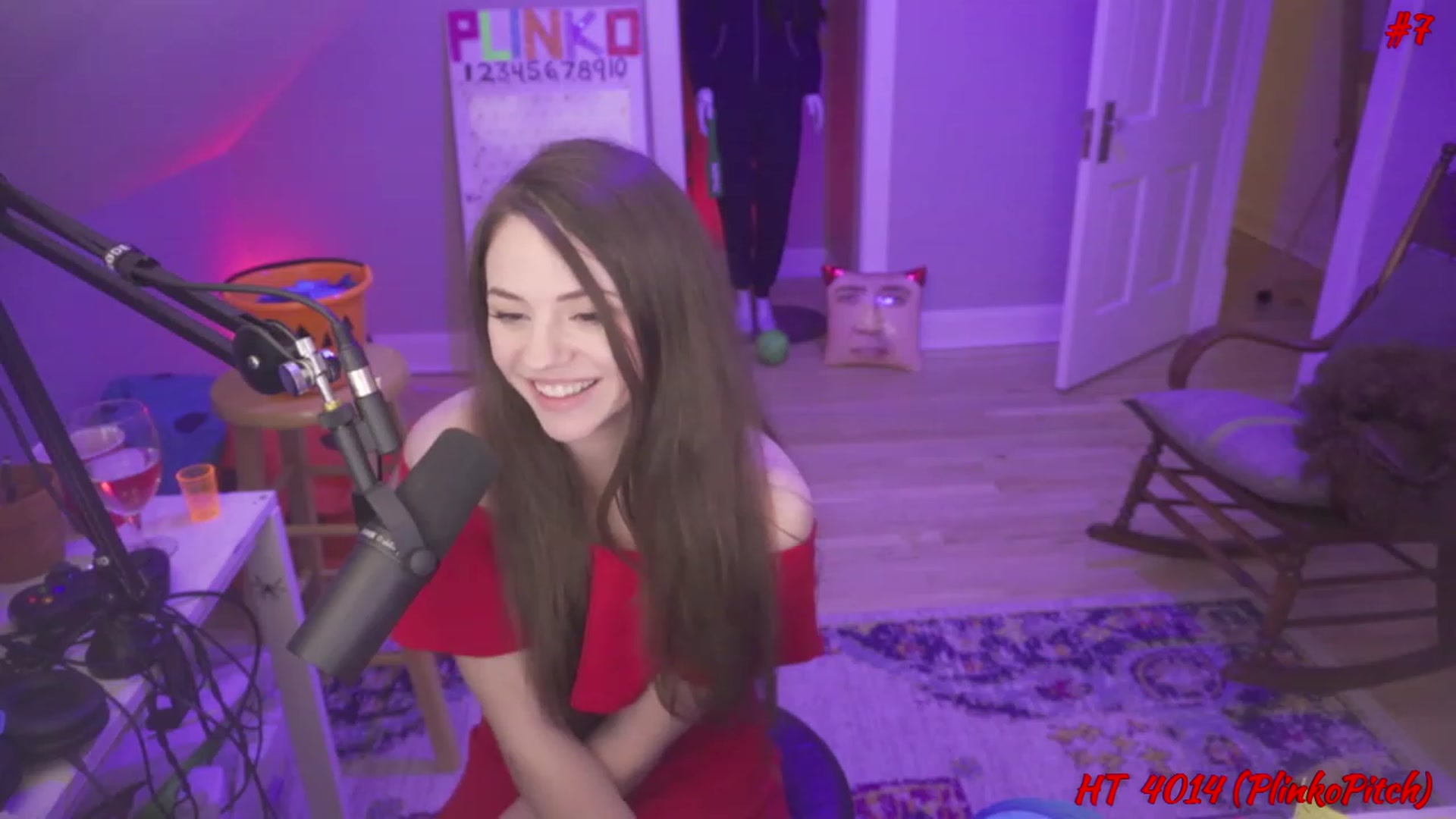 Gallery image thumbnail from SophiesPalace's myfreecams stream on, 01/15/2023, 09:24 image 19 of 20