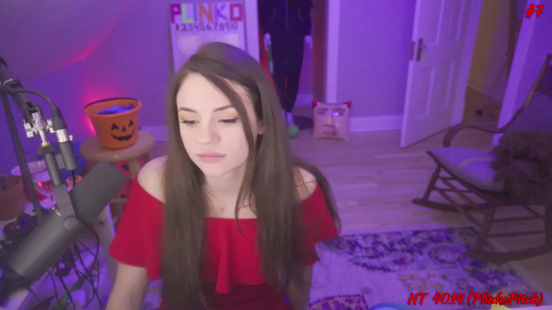Gallery image thumbnail from SophiesPalace's myfreecams stream on, 01/15/2023, 09:24 image 18 of 20