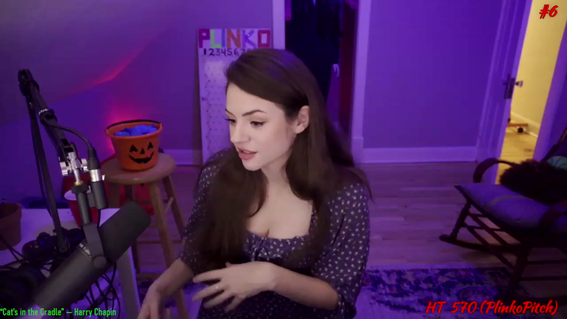 Gallery image thumbnail from SophiesPalace's myfreecams stream on, 01/17/2023, 04:35 image 13 of 20