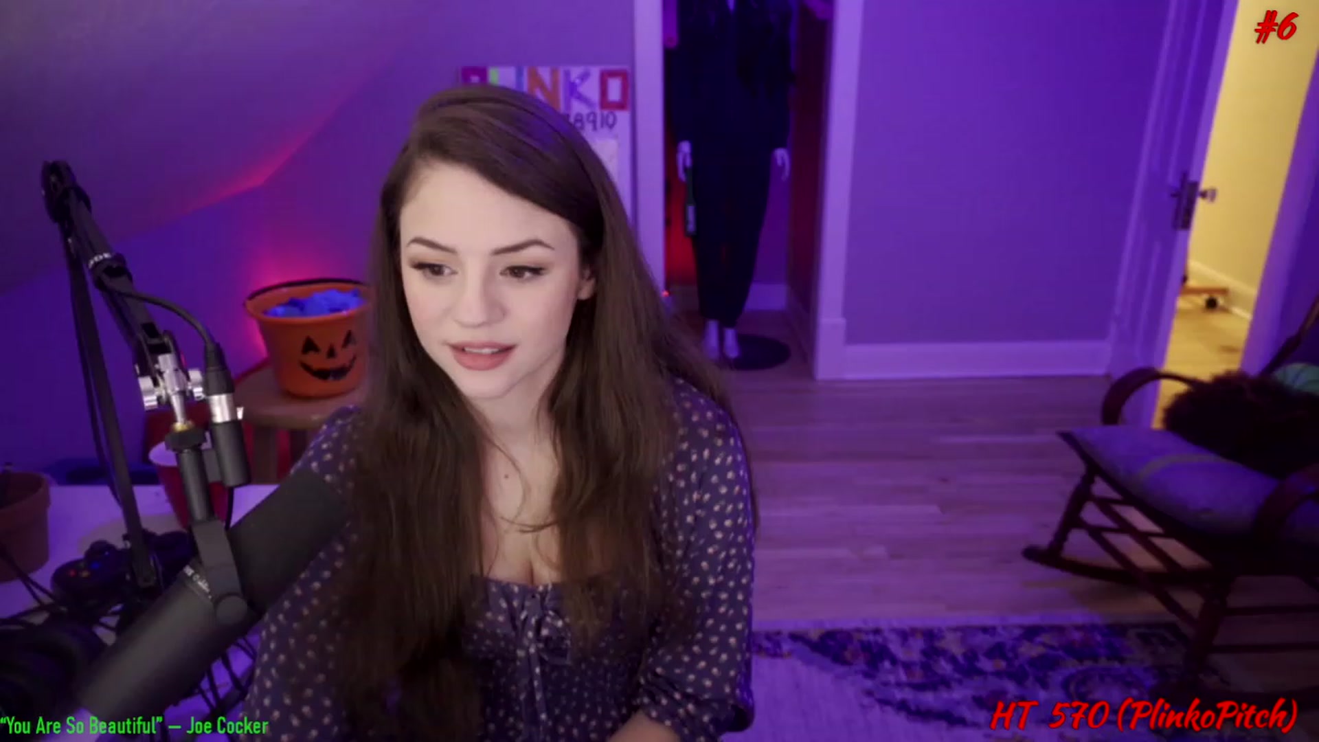 Gallery image thumbnail from SophiesPalace's myfreecams stream on, 01/17/2023, 04:35 image 17 of 20