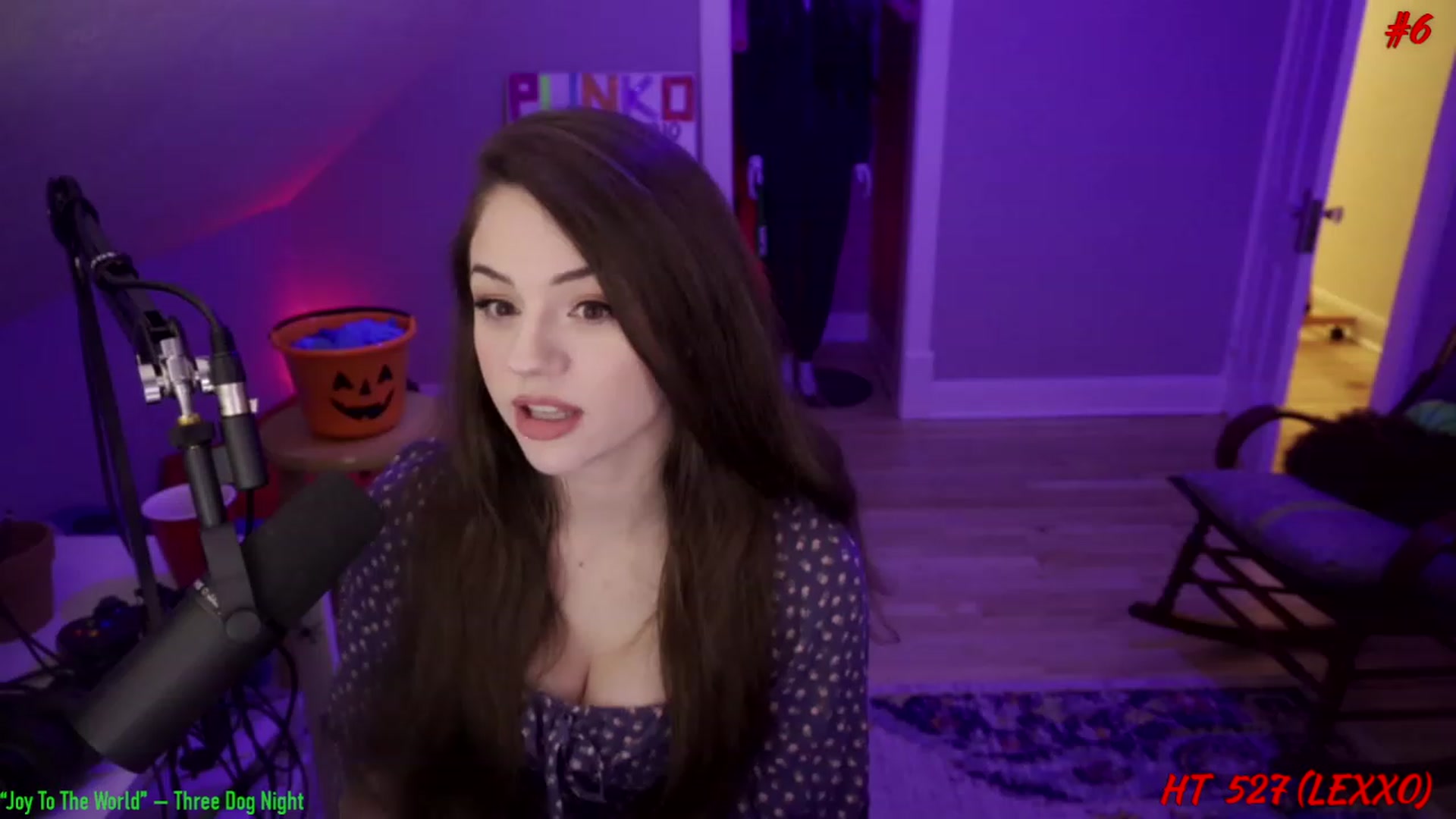 Gallery image thumbnail from SophiesPalace's myfreecams stream on, 01/17/2023, 04:35 image 9 of 20