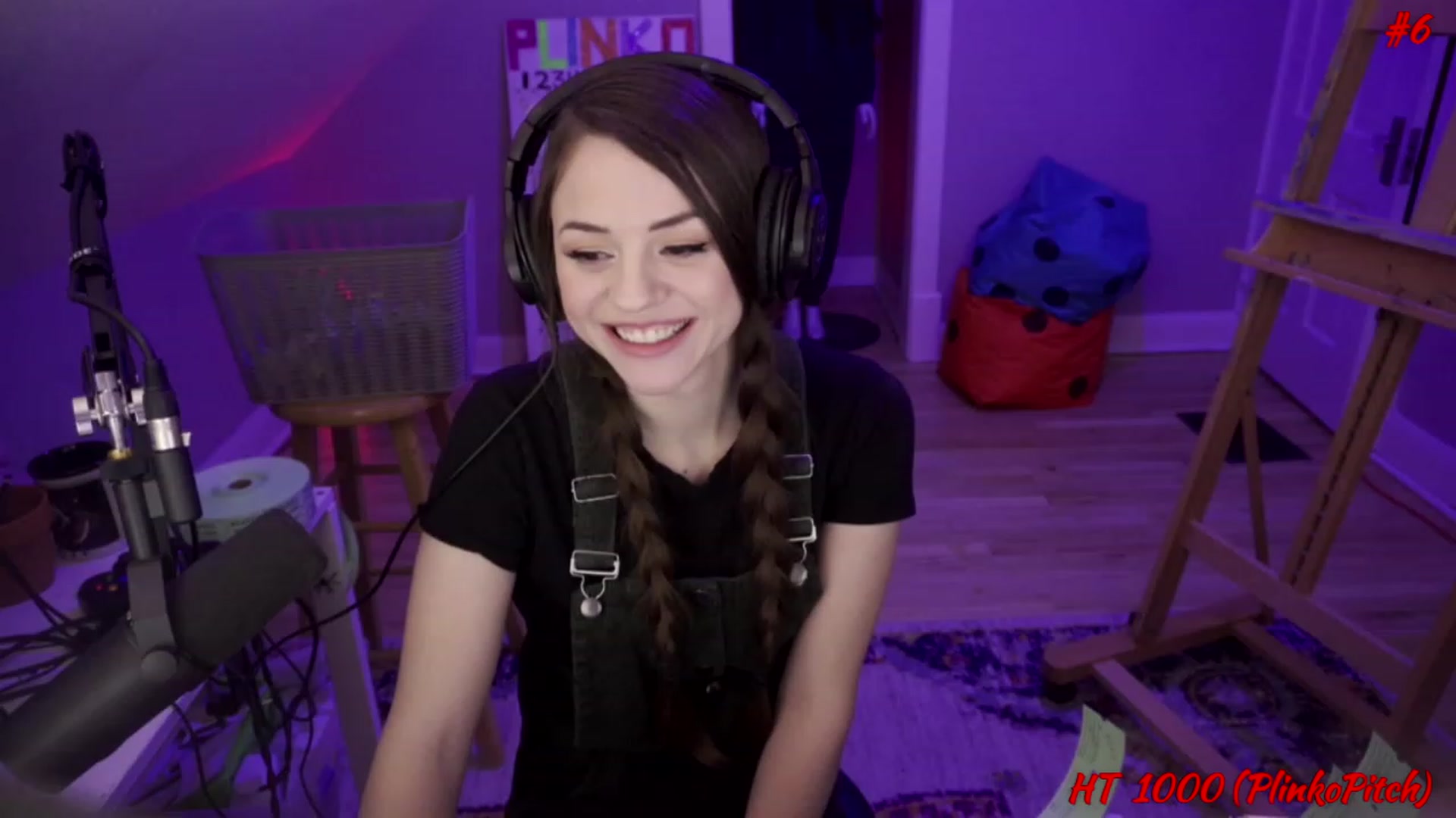 Gallery image thumbnail from SophiesPalace's myfreecams stream on, 01/19/2023, 09:23 image 11 of 20