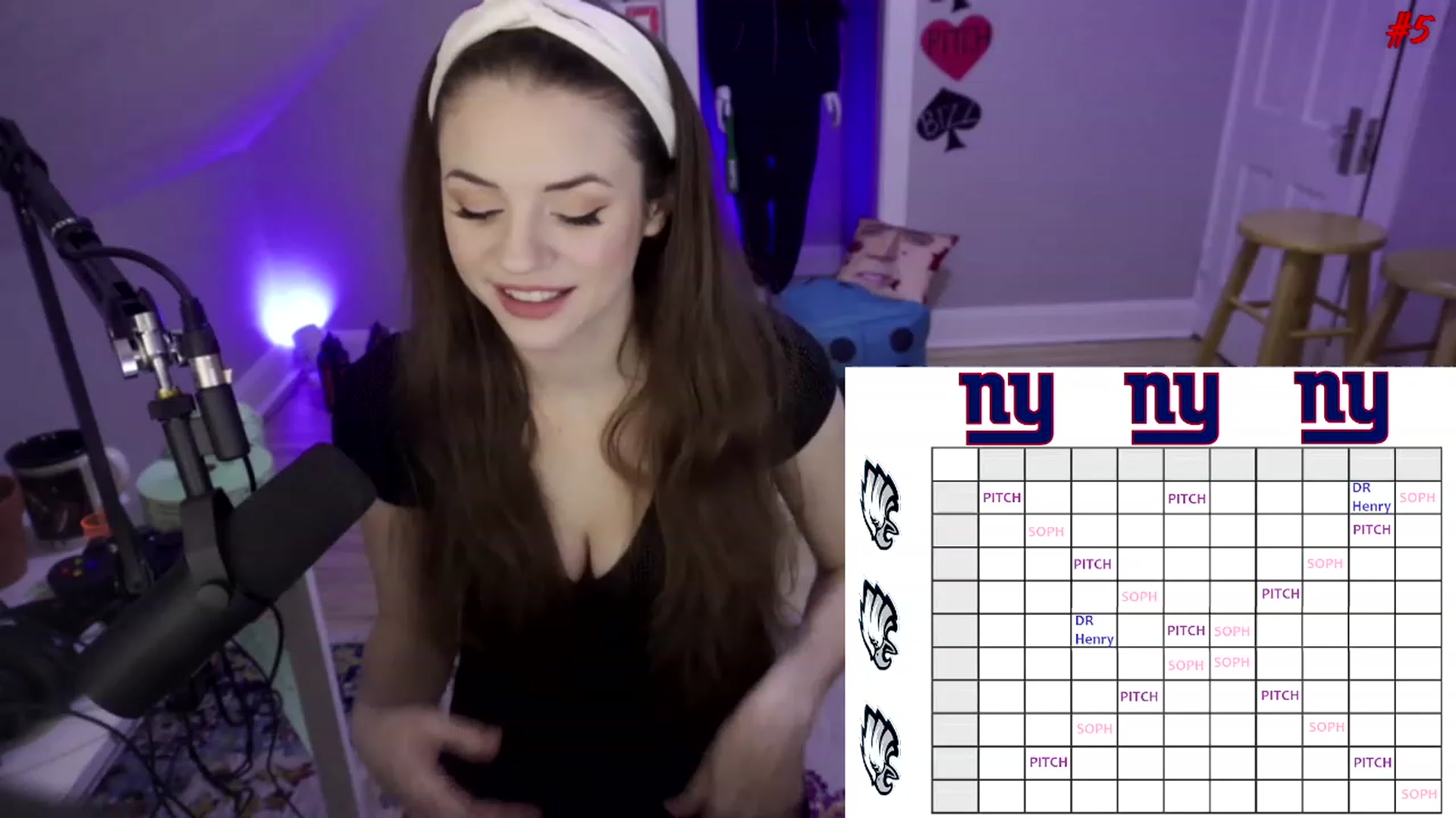 Gallery image thumbnail from SophiesPalace's myfreecams stream on, 01/20/2023, 04:24 image 11 of 20
