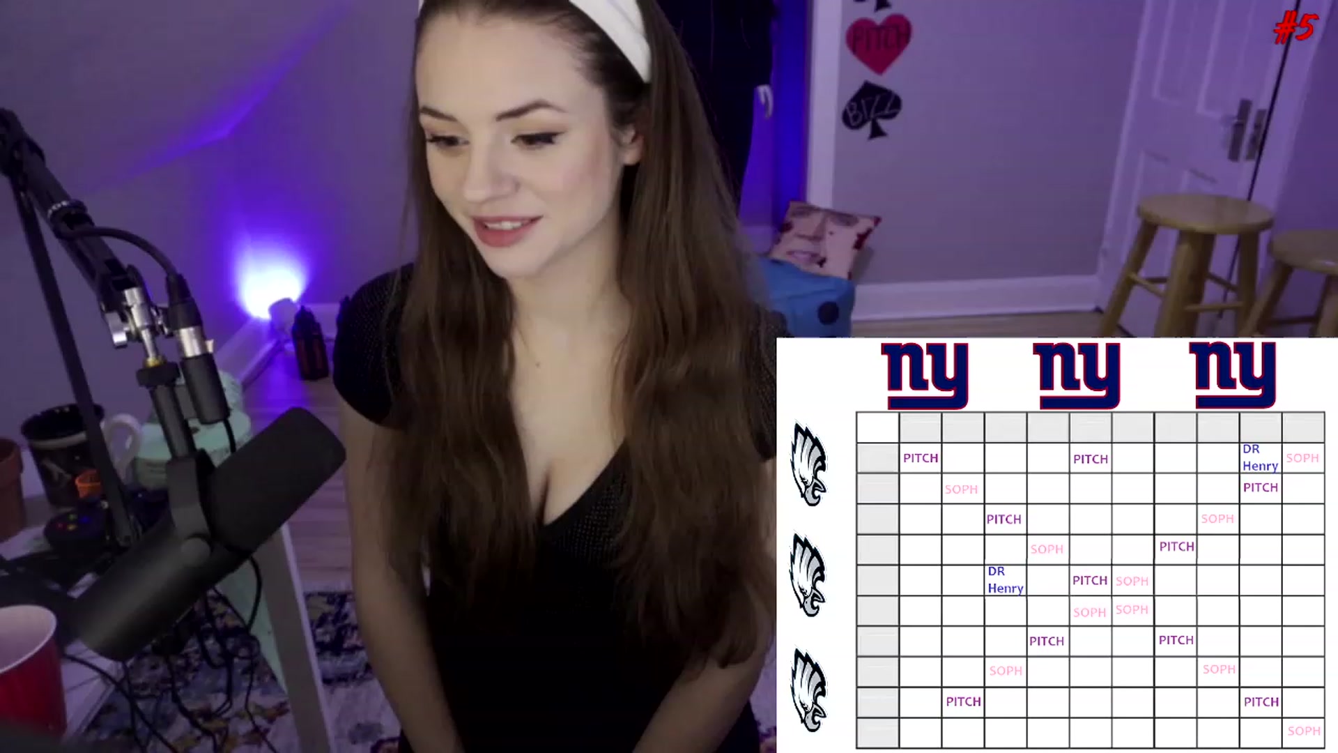 Gallery image thumbnail from SophiesPalace's myfreecams stream on, 01/20/2023, 04:24 image 7 of 20